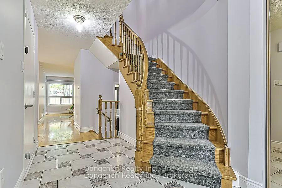 92 Stephenson Crescent