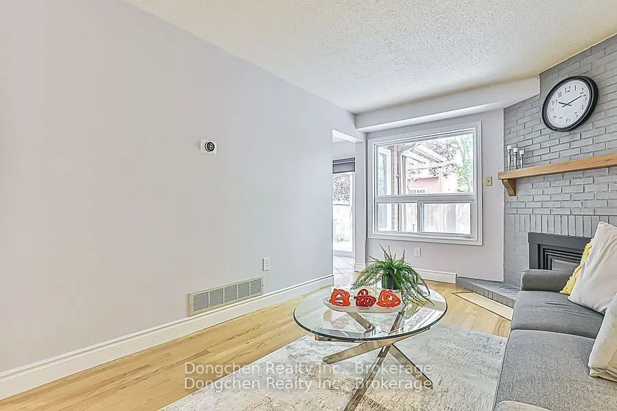 92 Stephenson Crescent