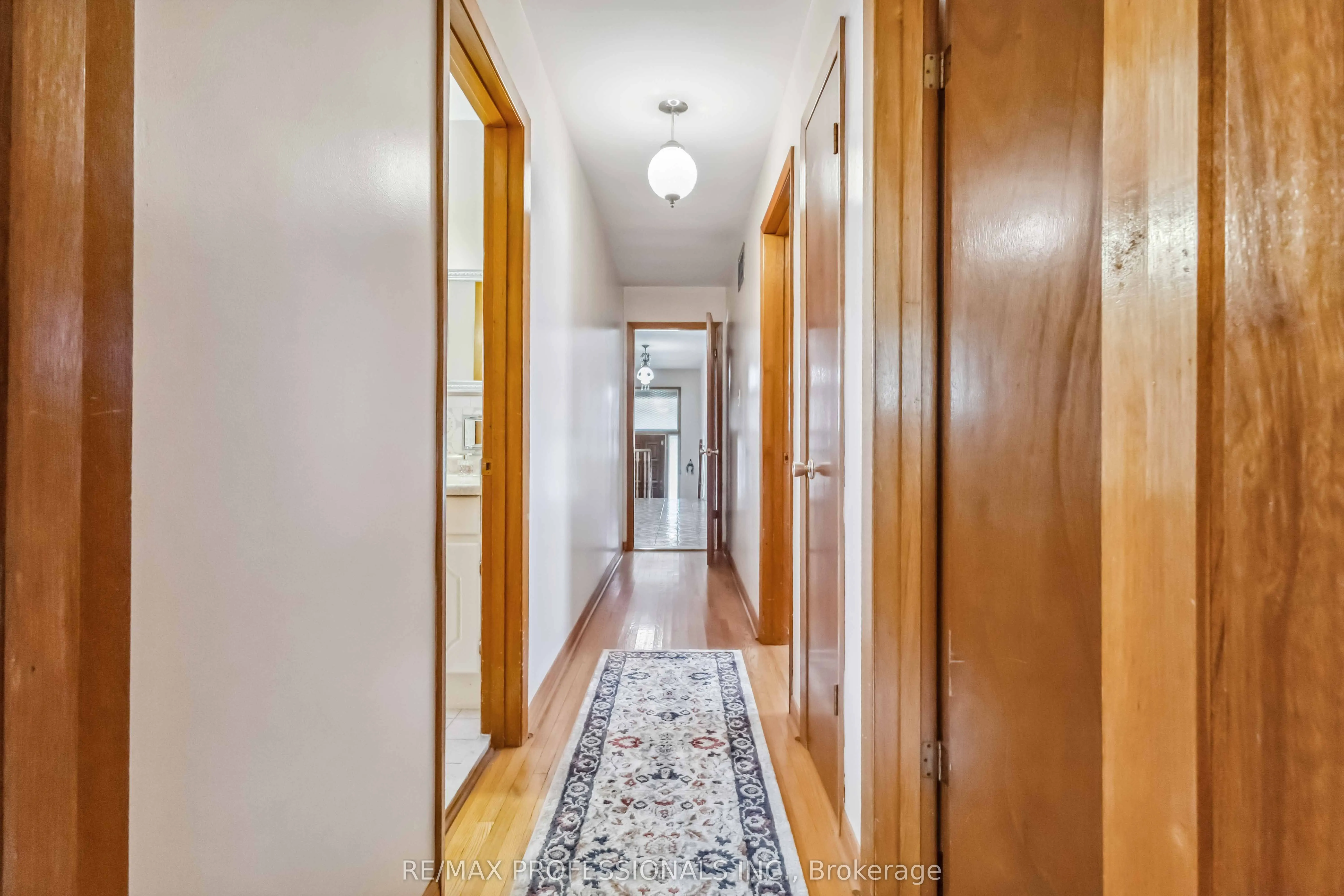 525 Woodbridge Avenue
