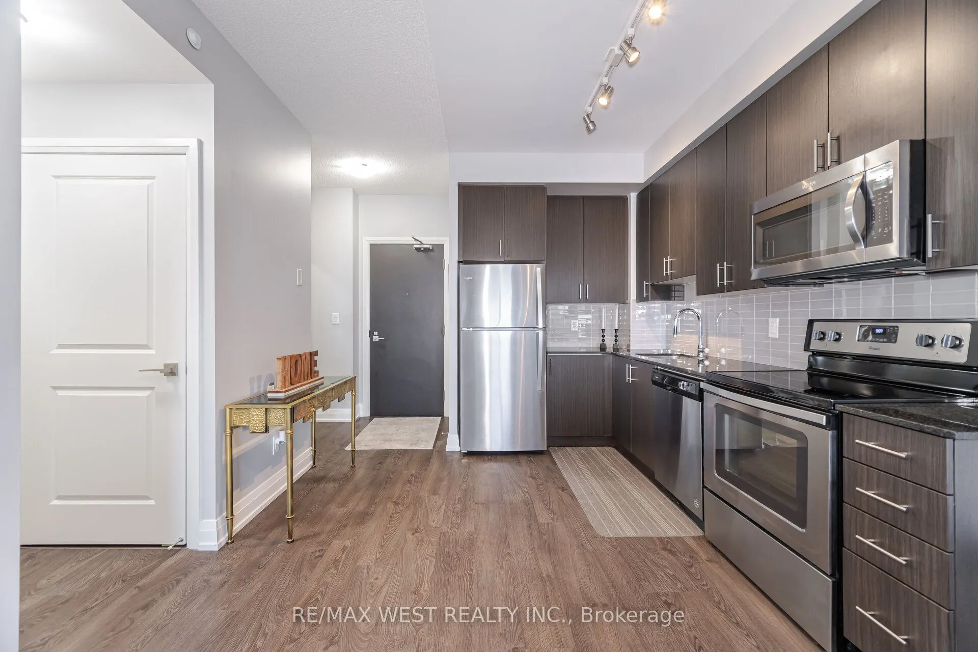 3700 Highway 7, #1704