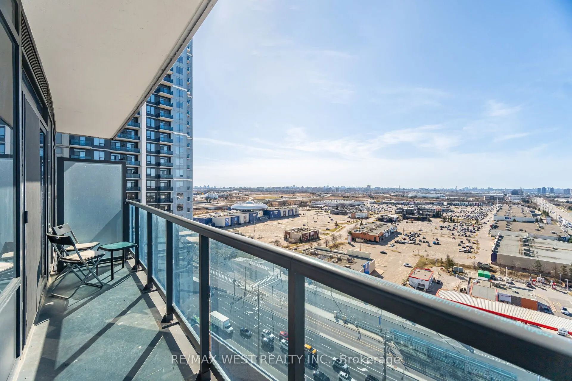 3700 Highway 7, #1704