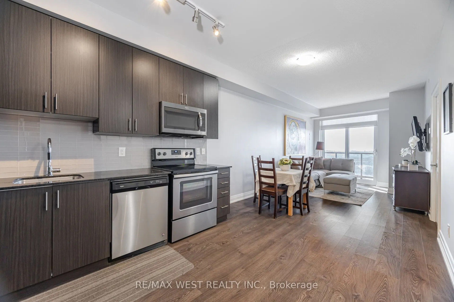 3700 Highway 7, #1704