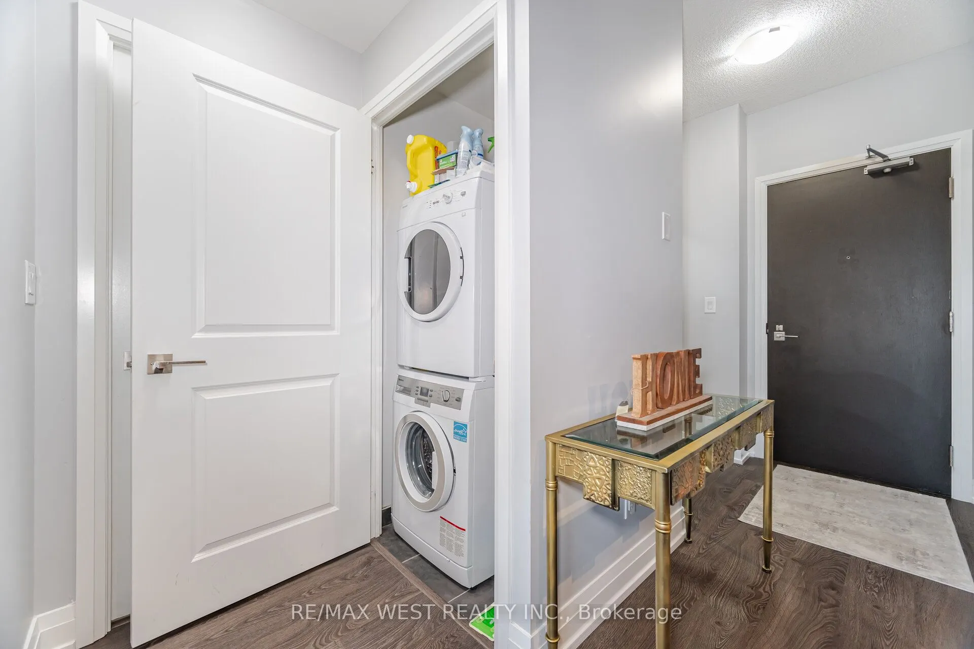 3700 Highway 7, #1704