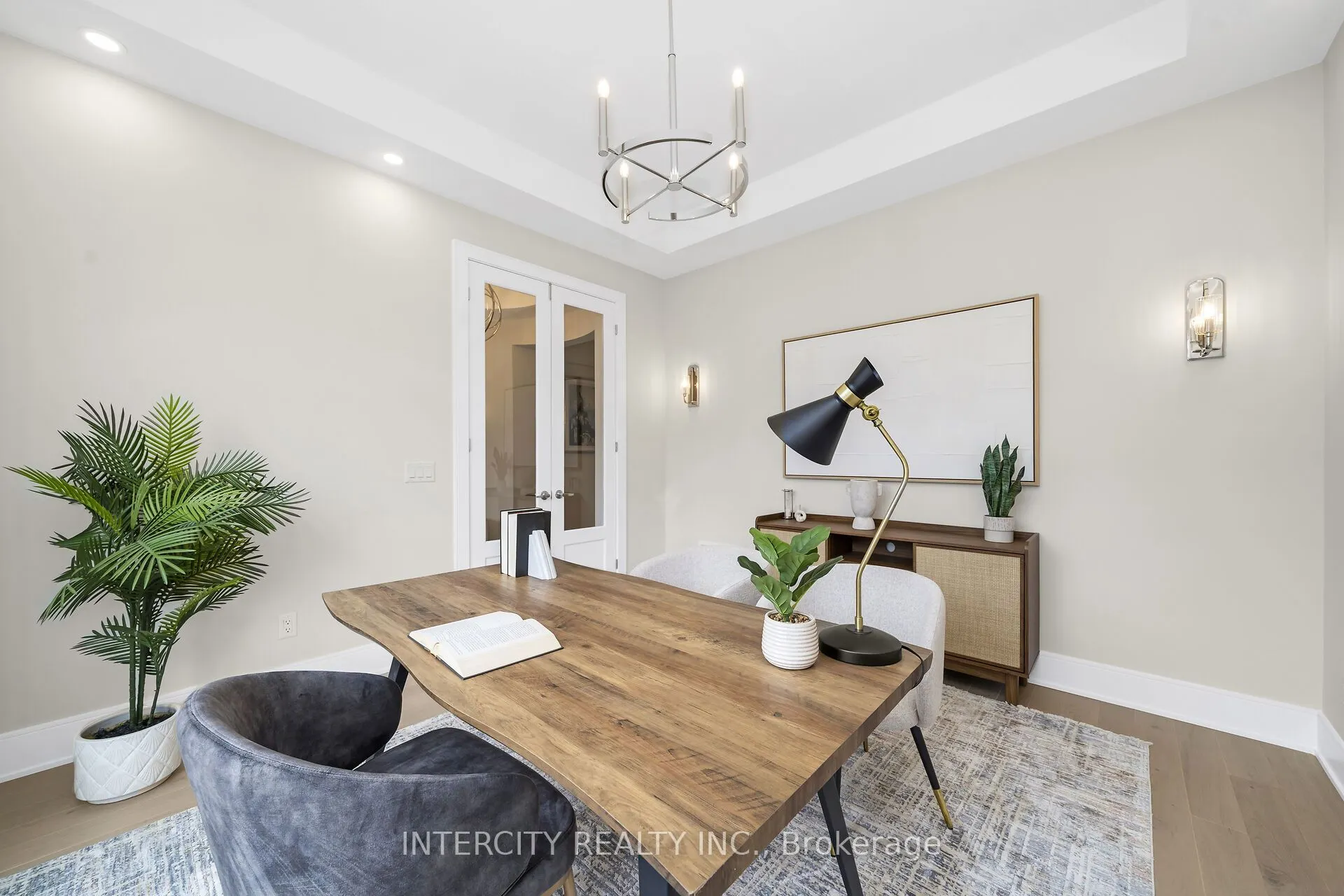 16 Heart Lake Circle