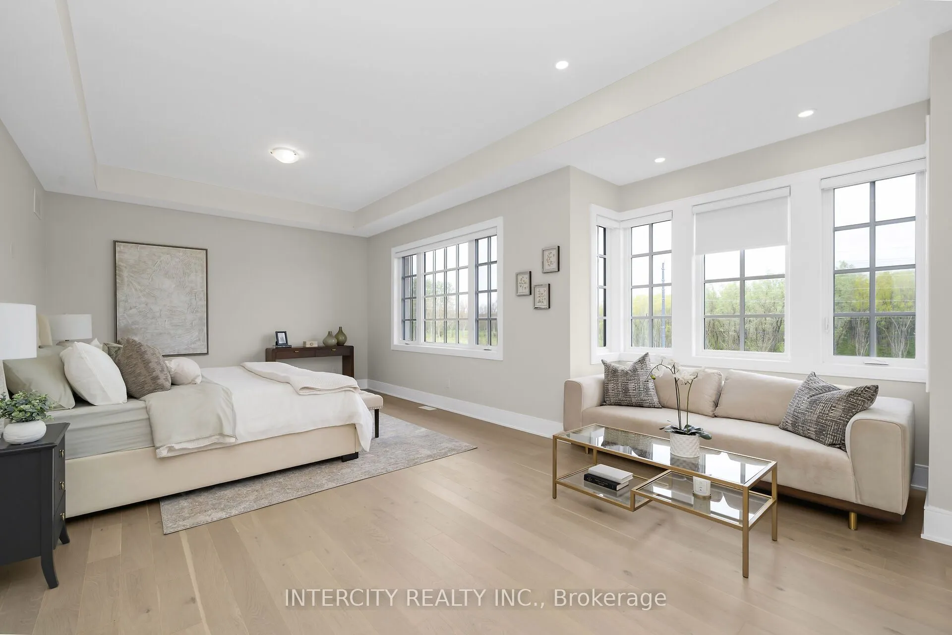 16 Heart Lake Circle