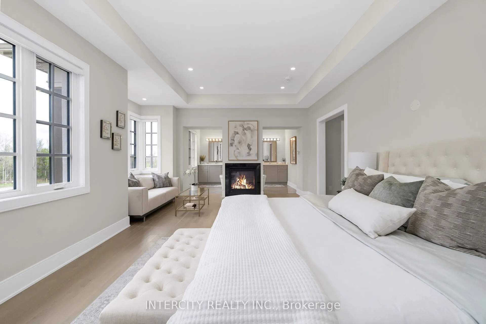 16 Heart Lake Circle