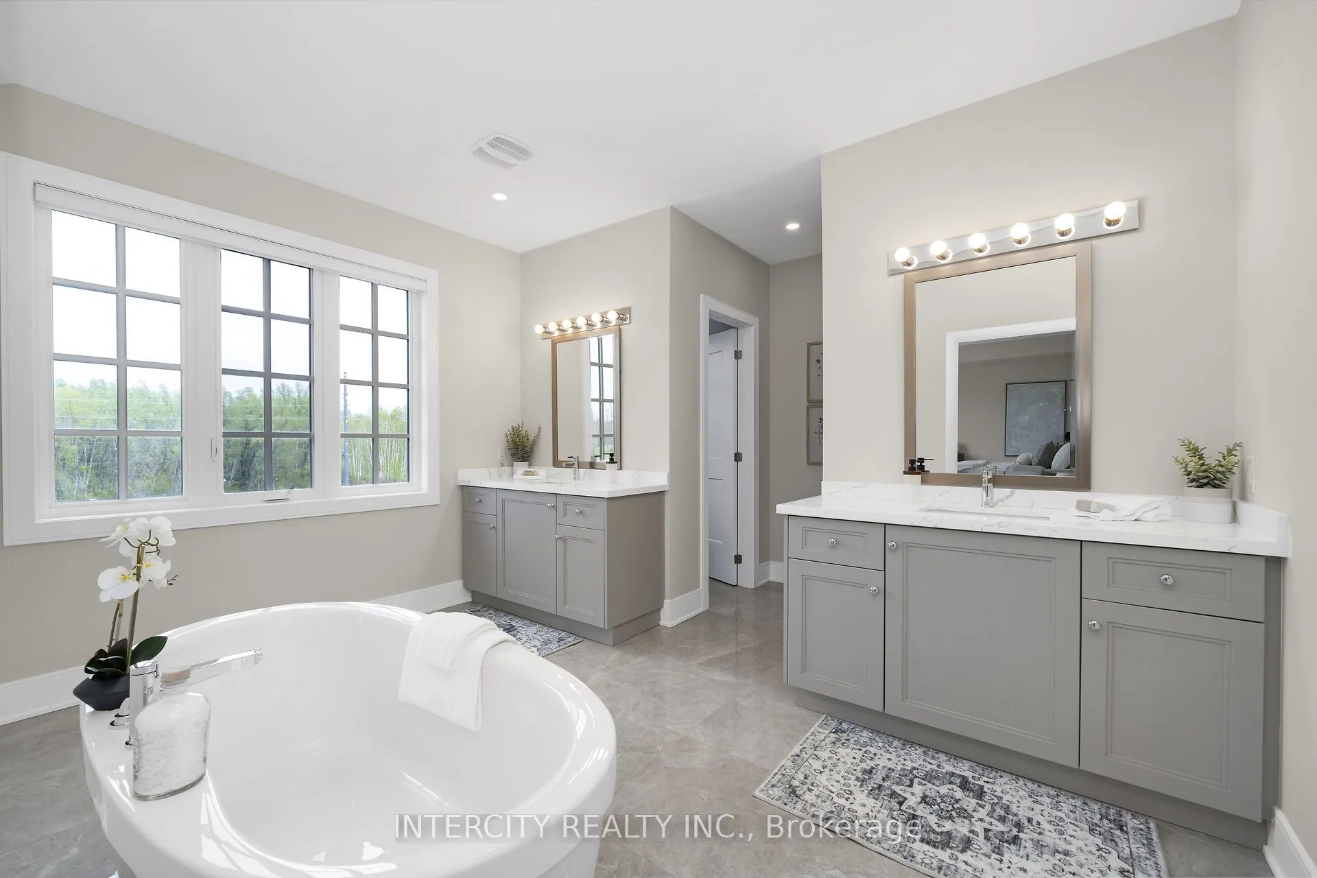 16 Heart Lake Circle