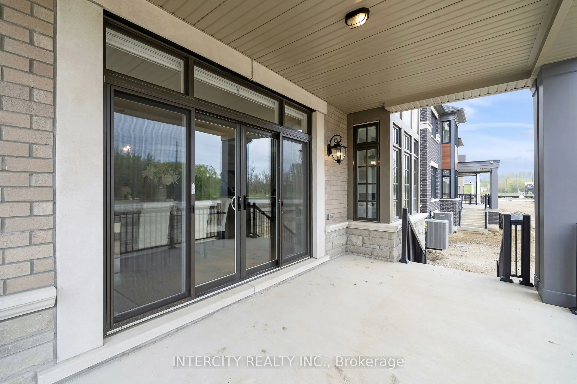 16 Heart Lake Circle