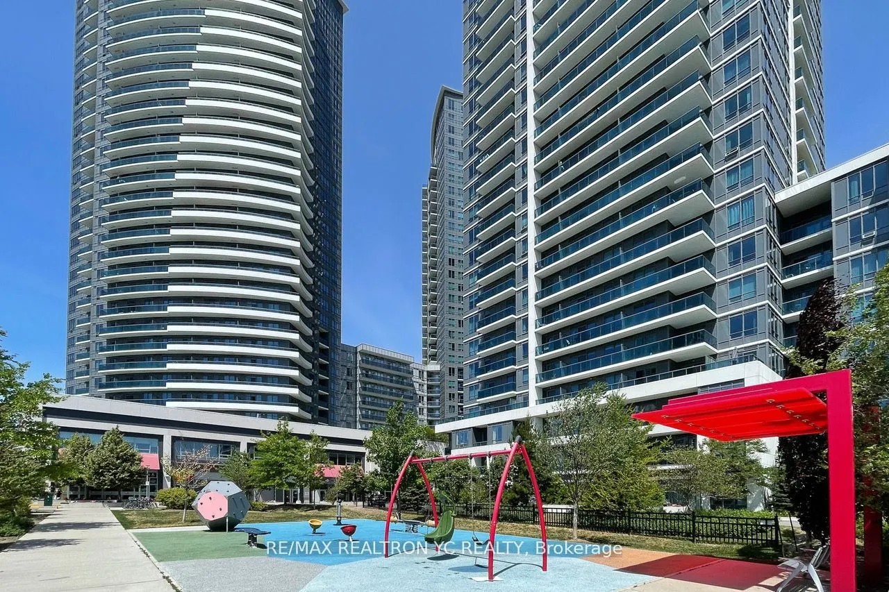 7171 Yonge Street, #408