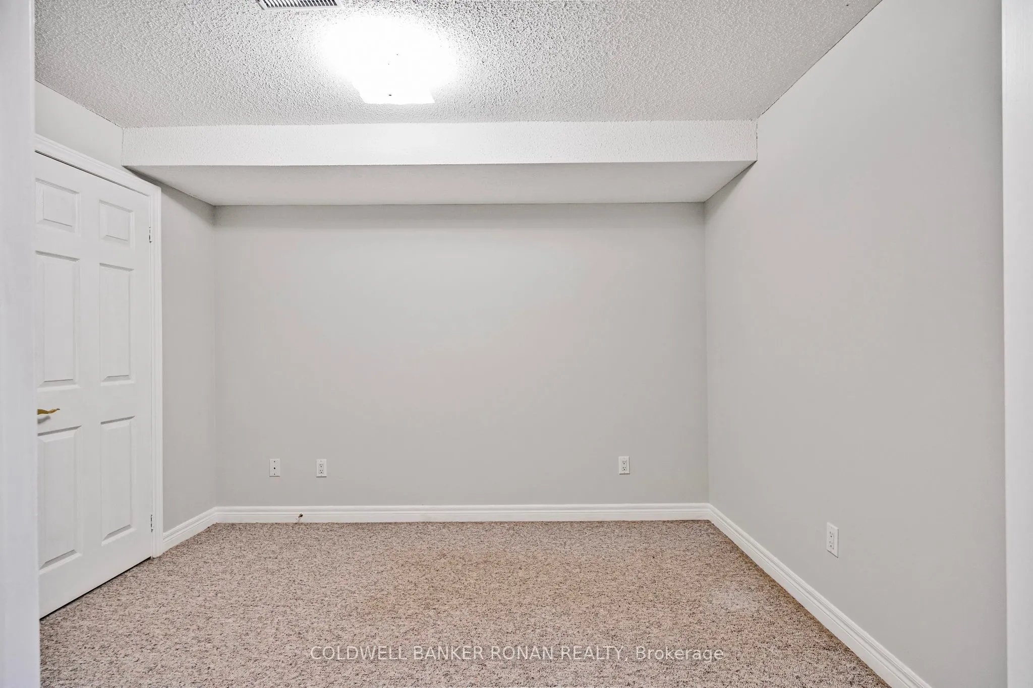 8 Malibu Manor W, #9