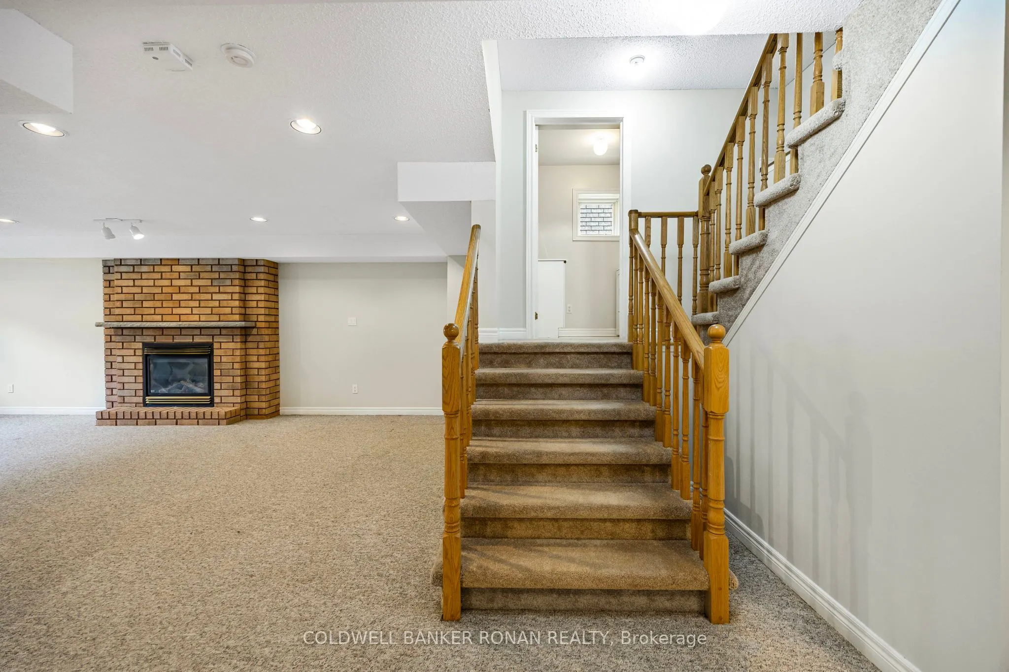 8 Malibu Manor W, #9