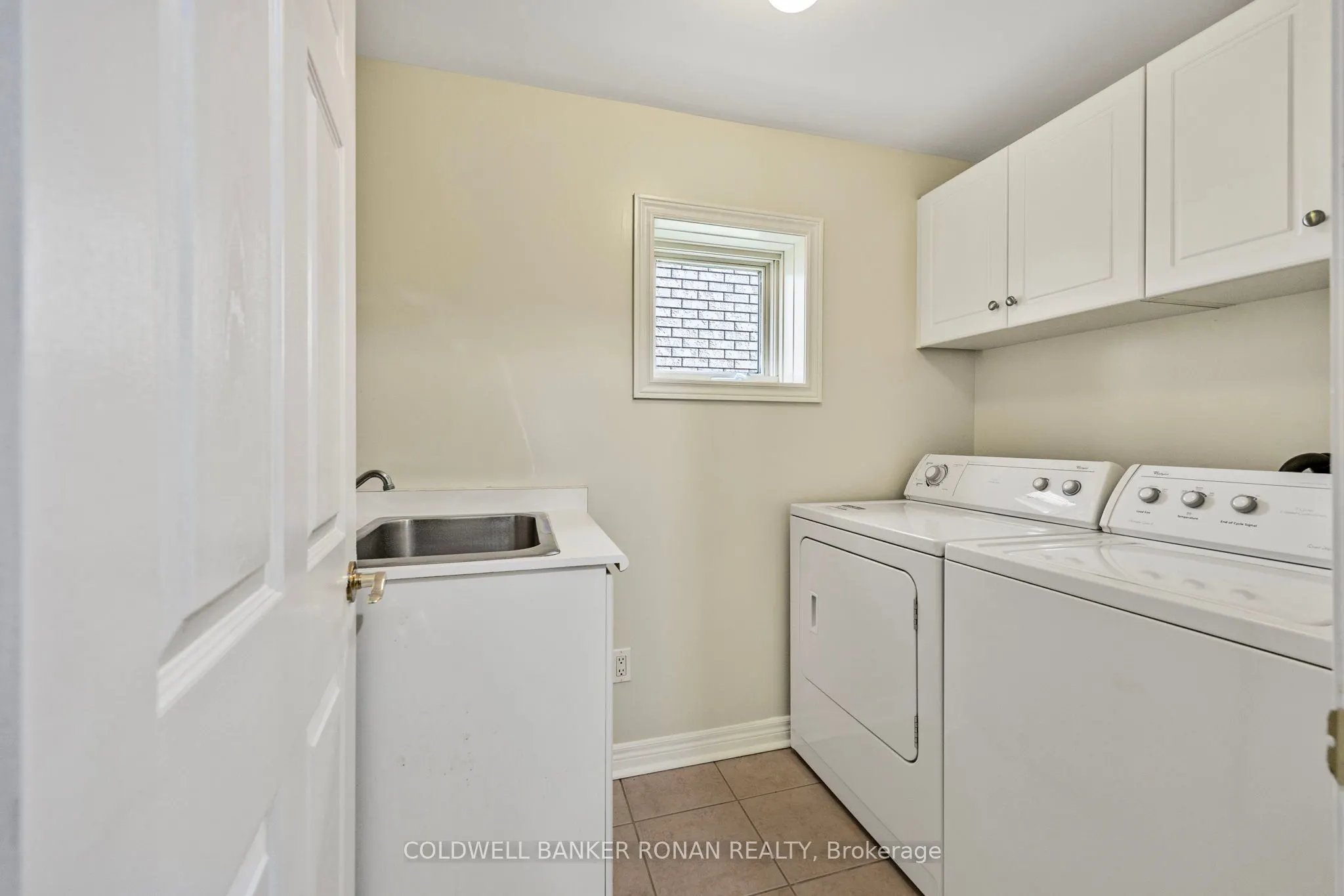 8 Malibu Manor W, #9