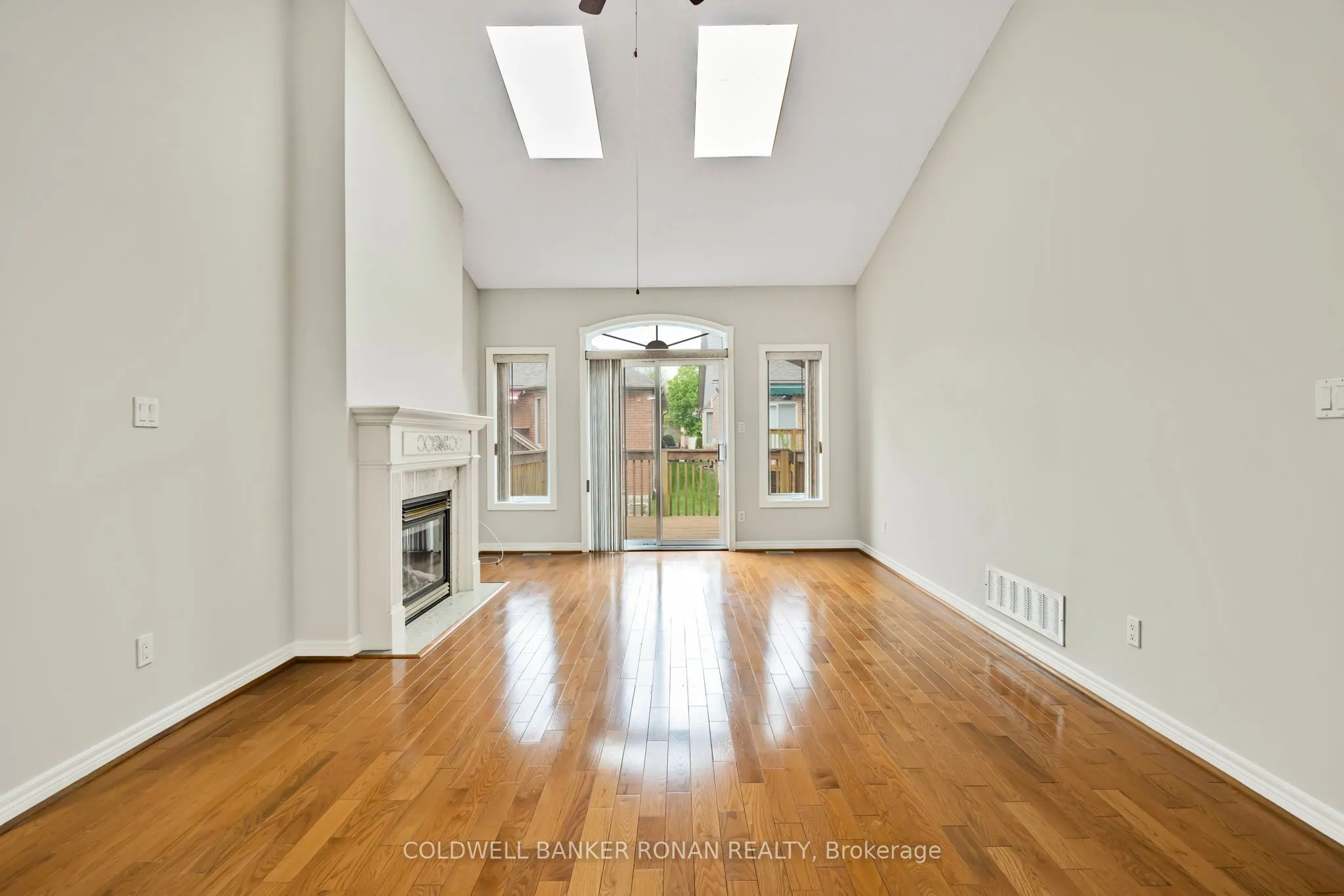 8 Malibu Manor W, #9