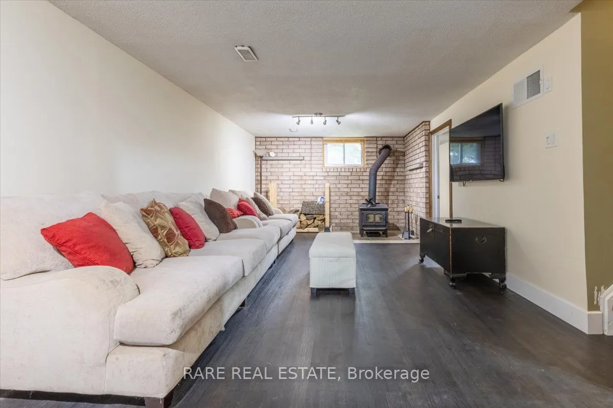 12 Evan Avenue
