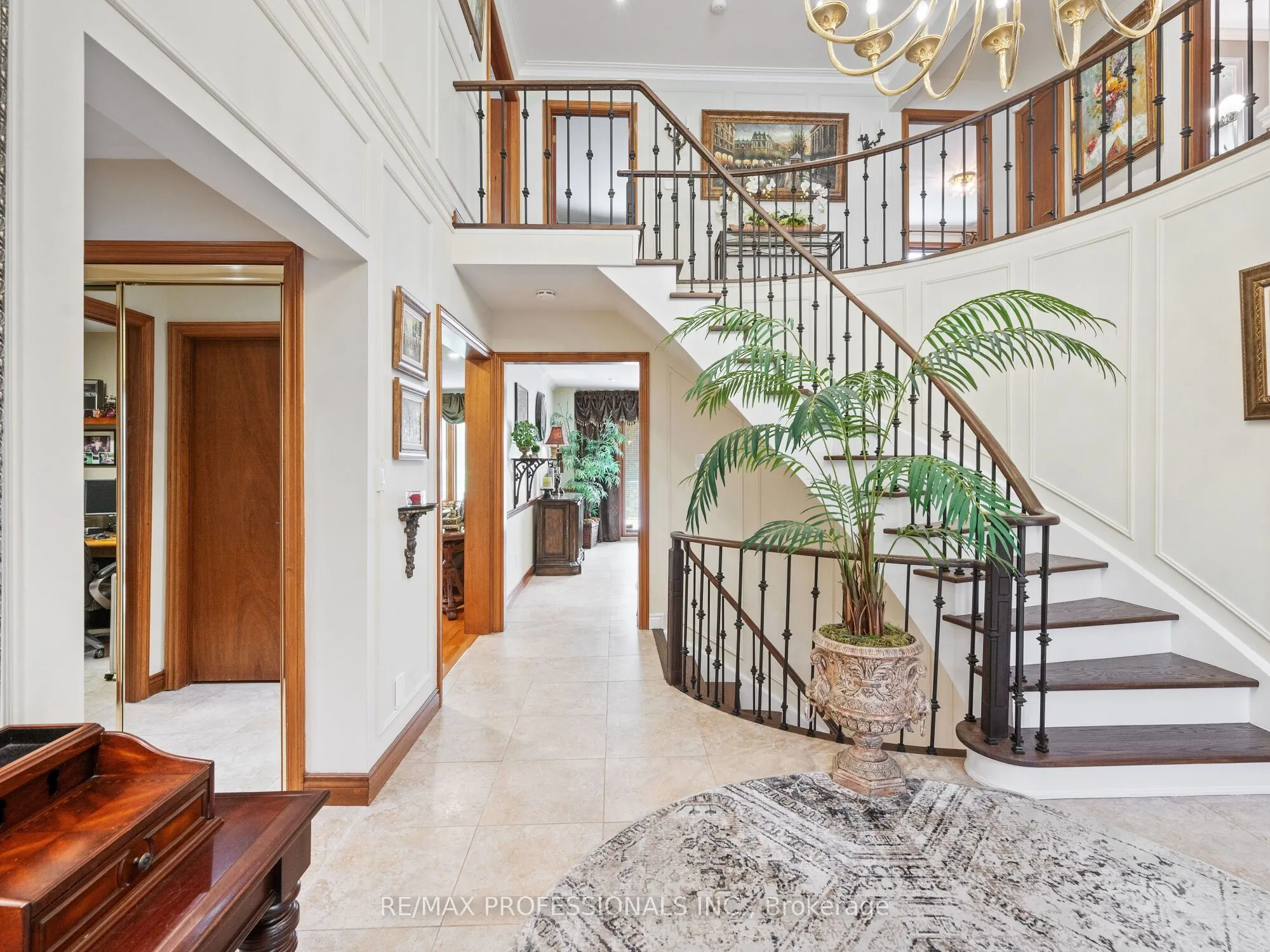 21 Majesty Court
