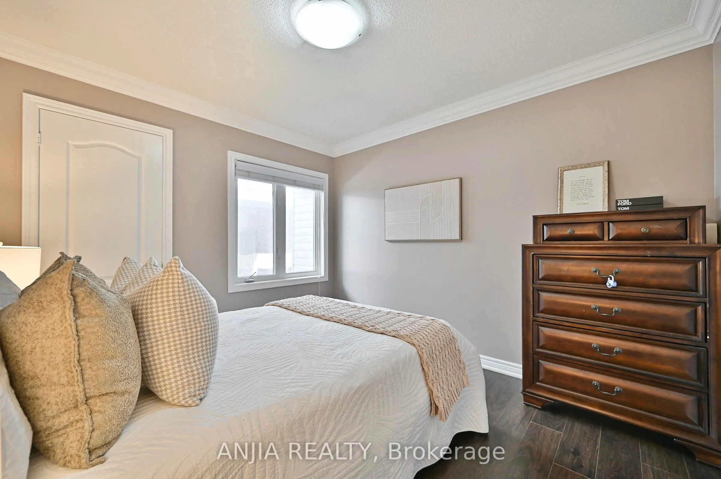 42 Grayleaf Drive