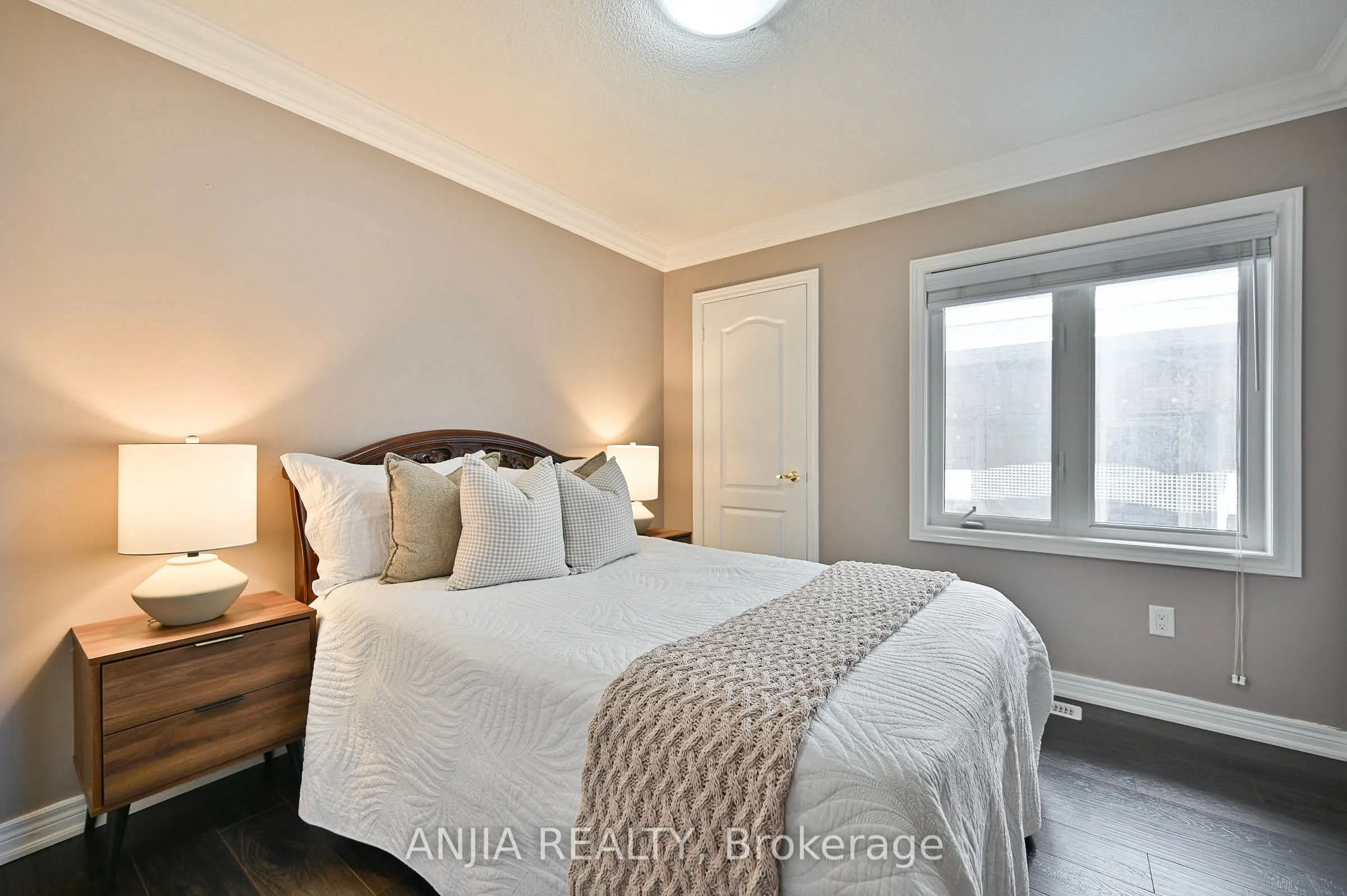 42 Grayleaf Drive