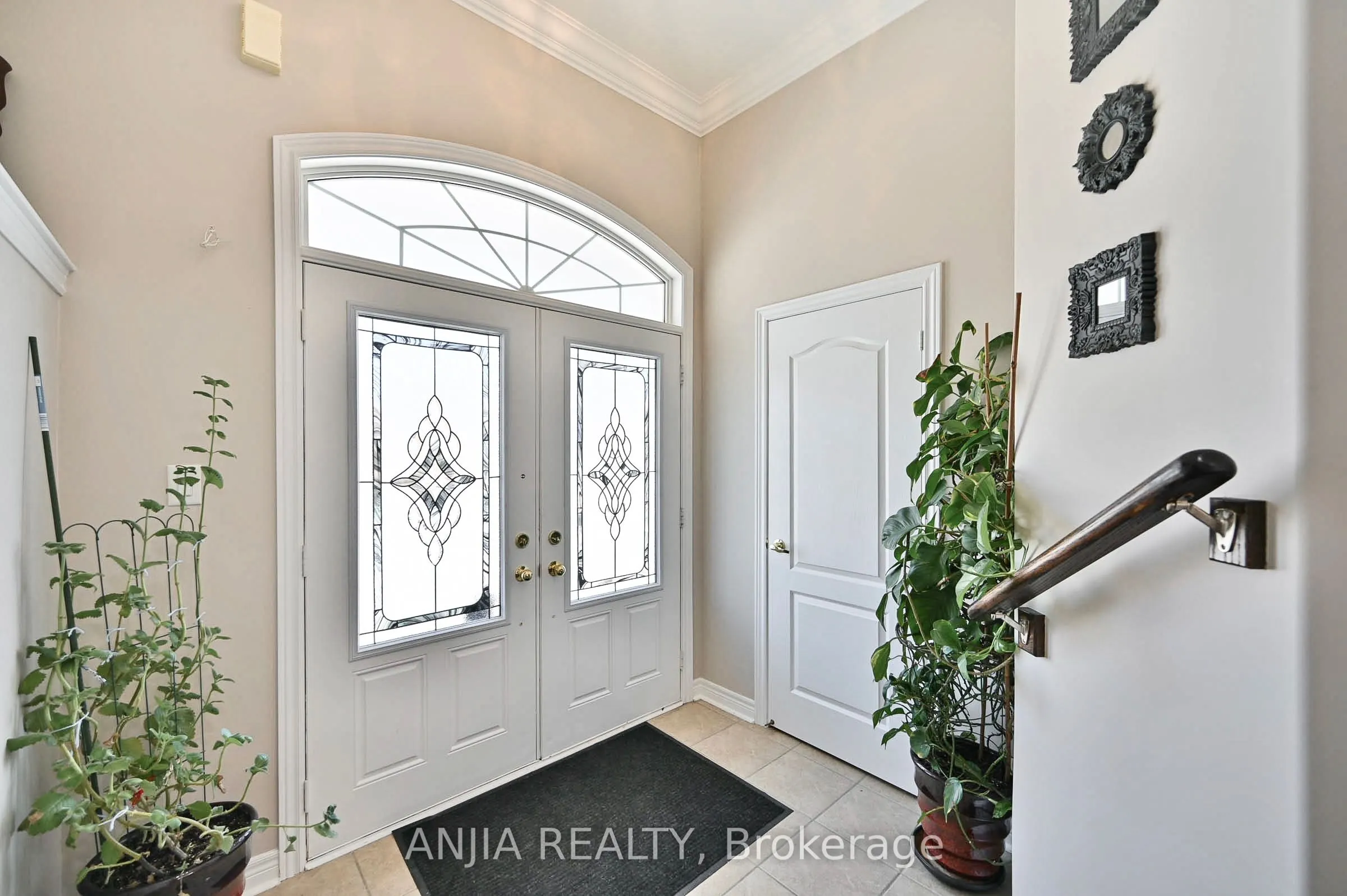 42 Grayleaf Drive