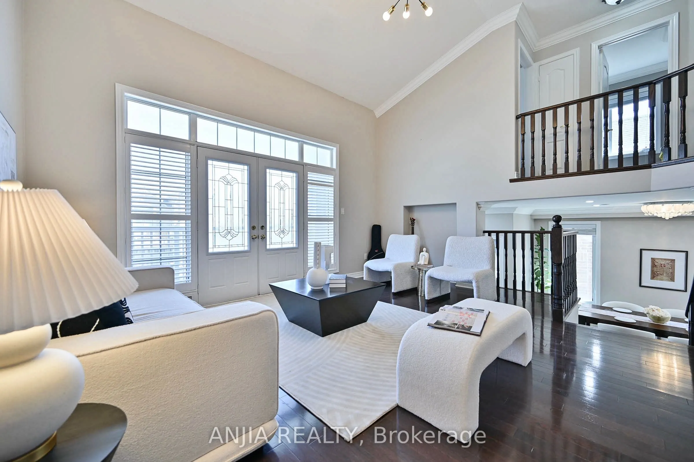 42 Grayleaf Drive