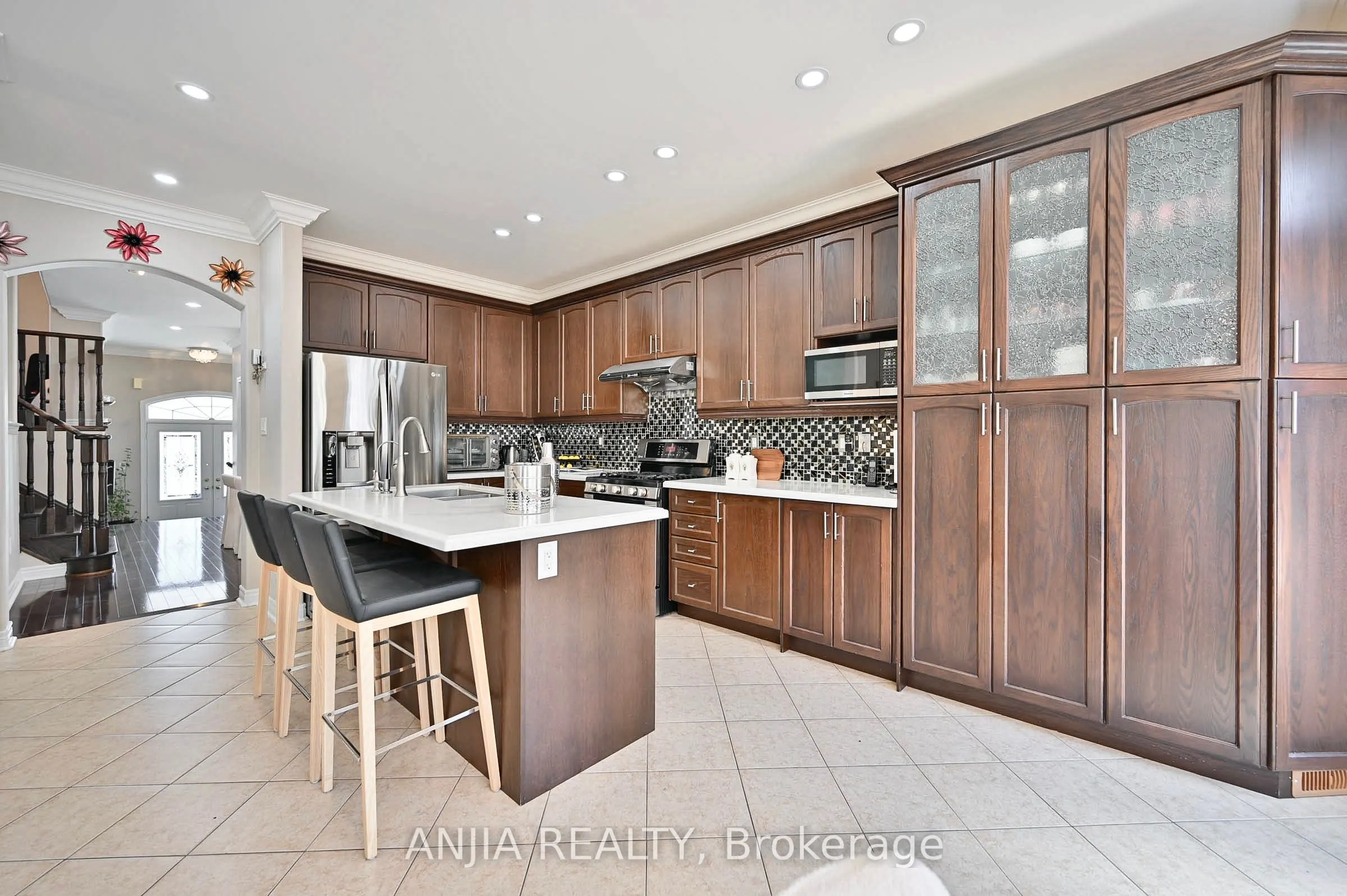 42 Grayleaf Drive