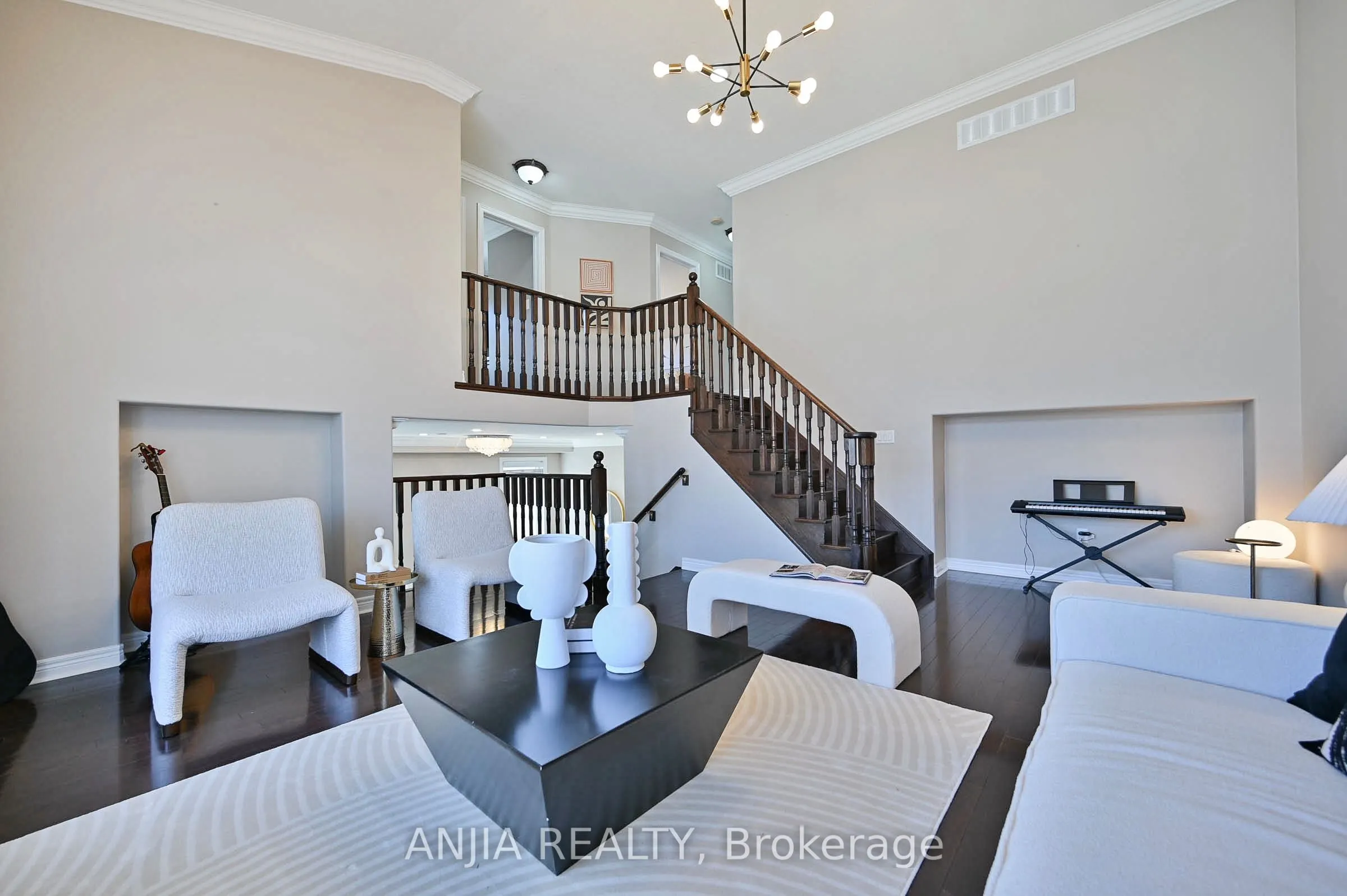 42 Grayleaf Drive