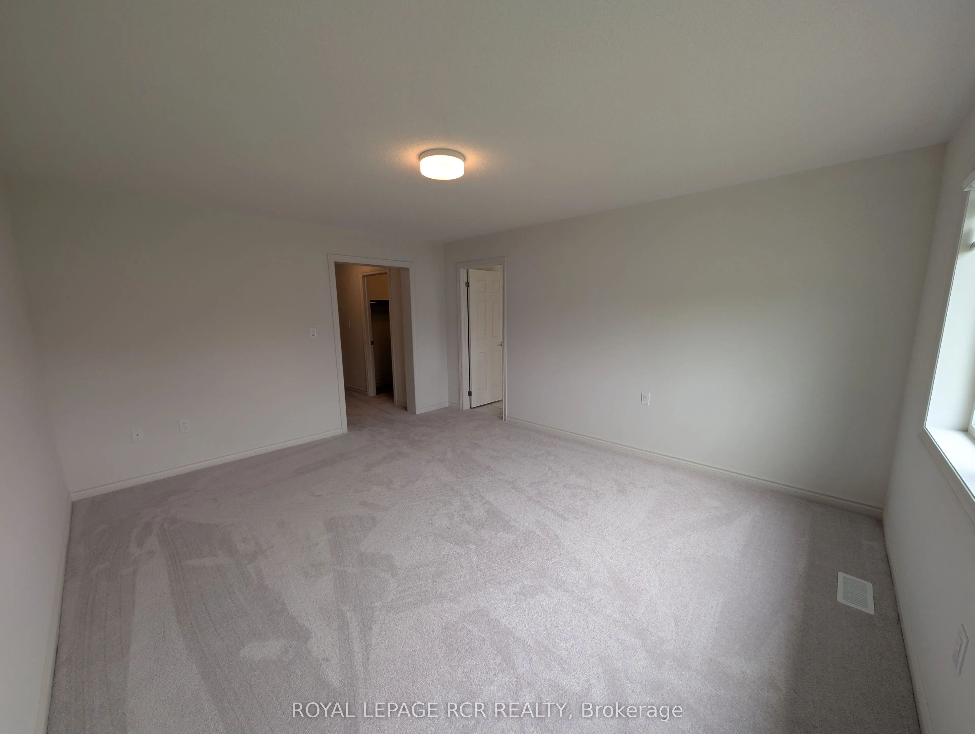 22 Sandhill Crescent