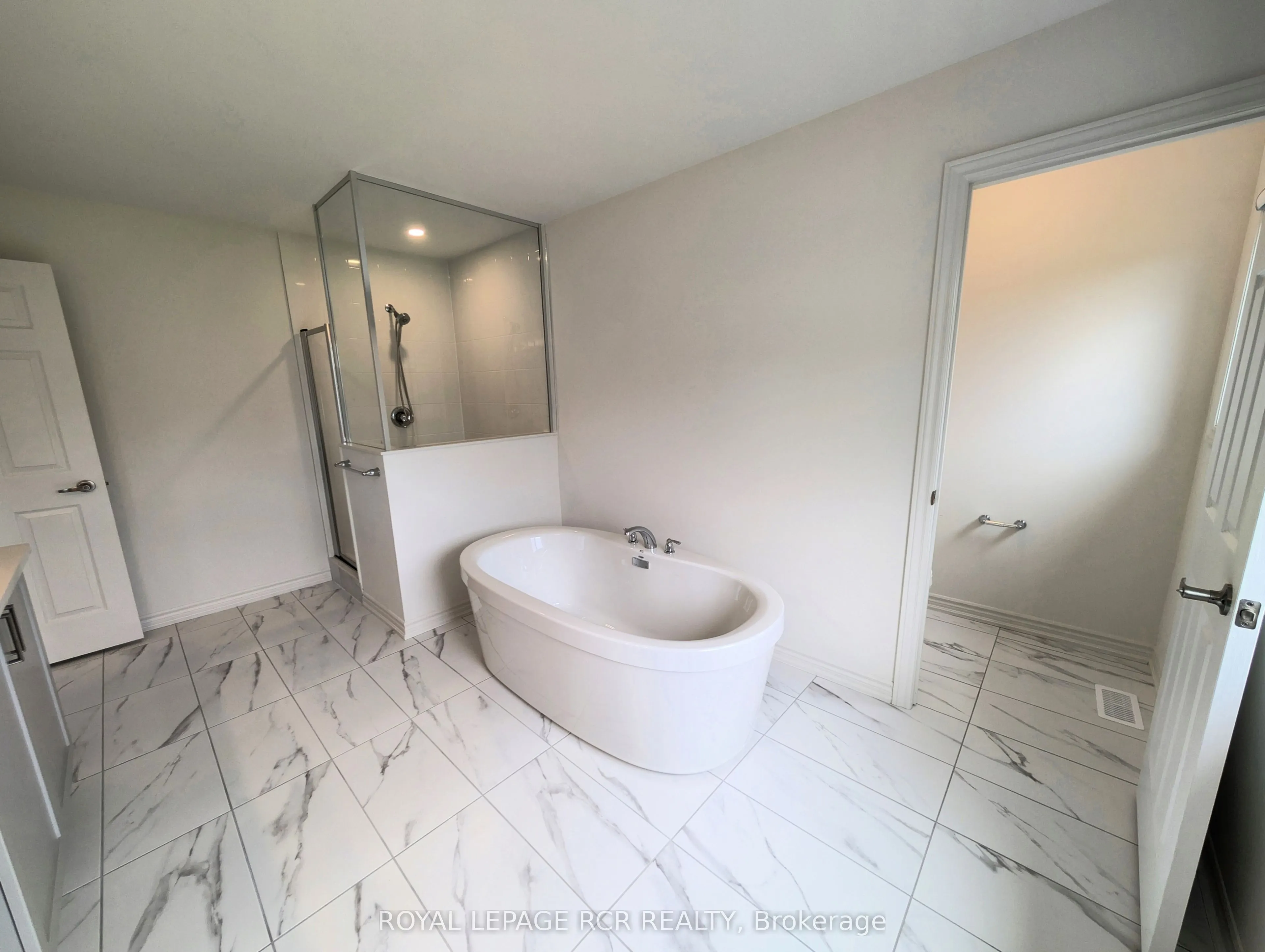 22 Sandhill Crescent