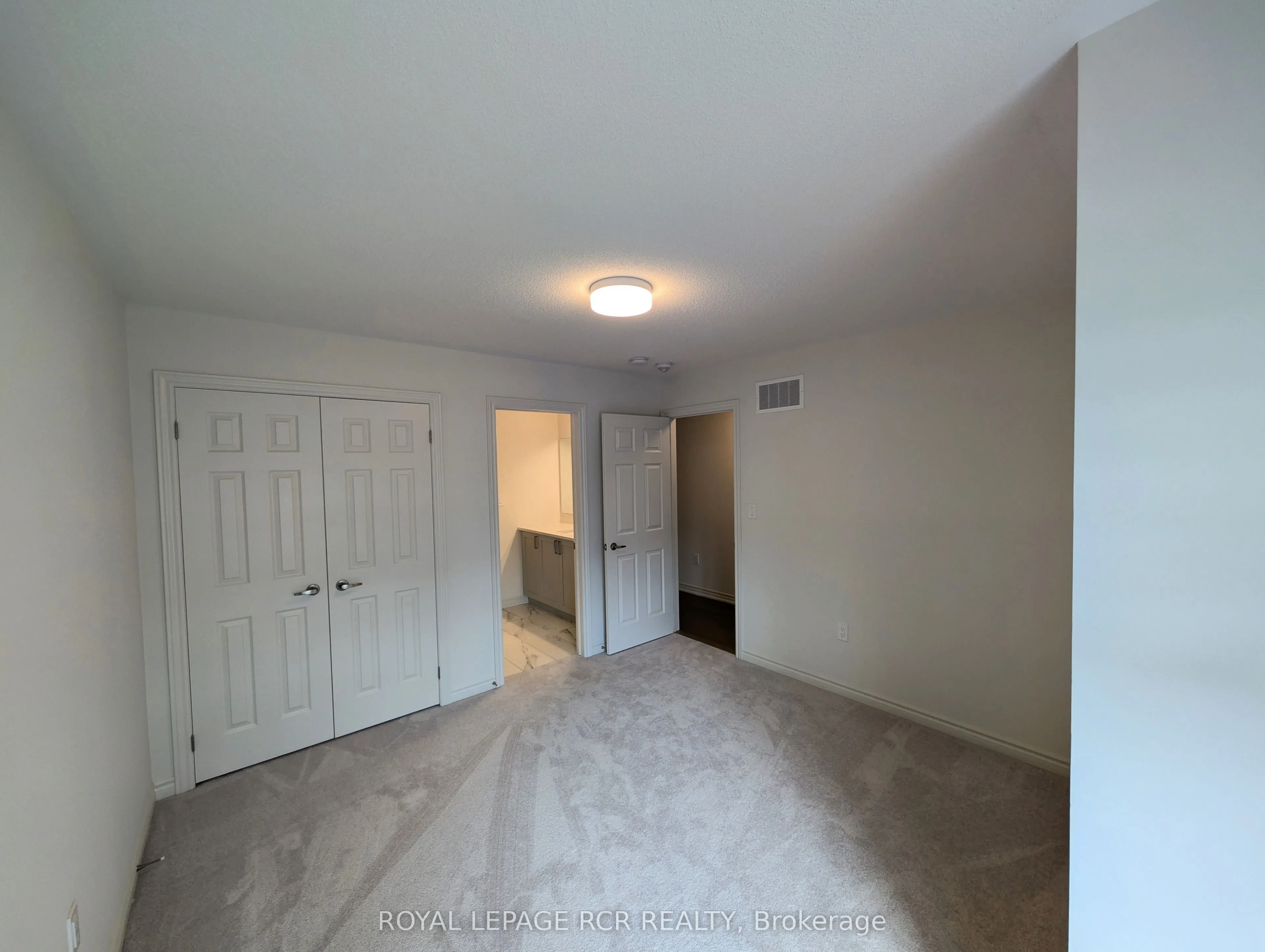 22 Sandhill Crescent