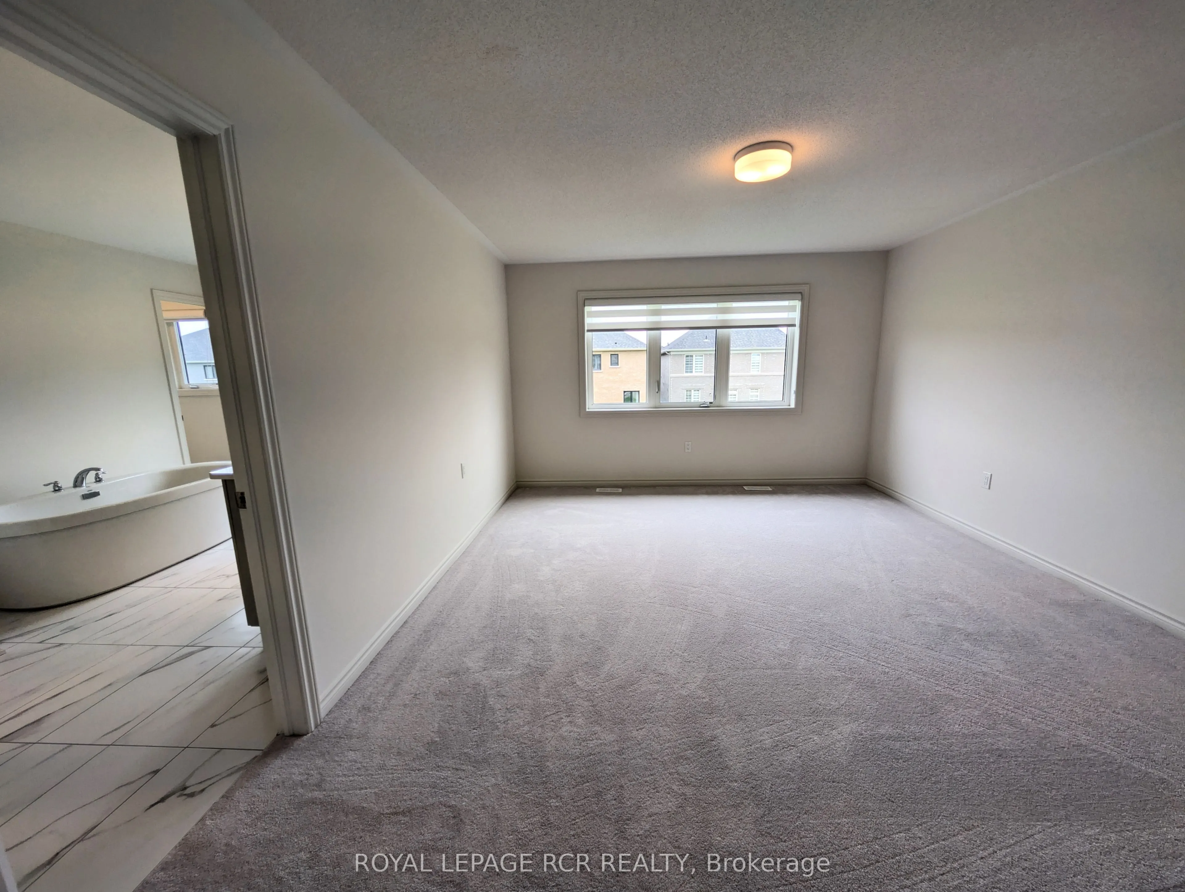 22 Sandhill Crescent