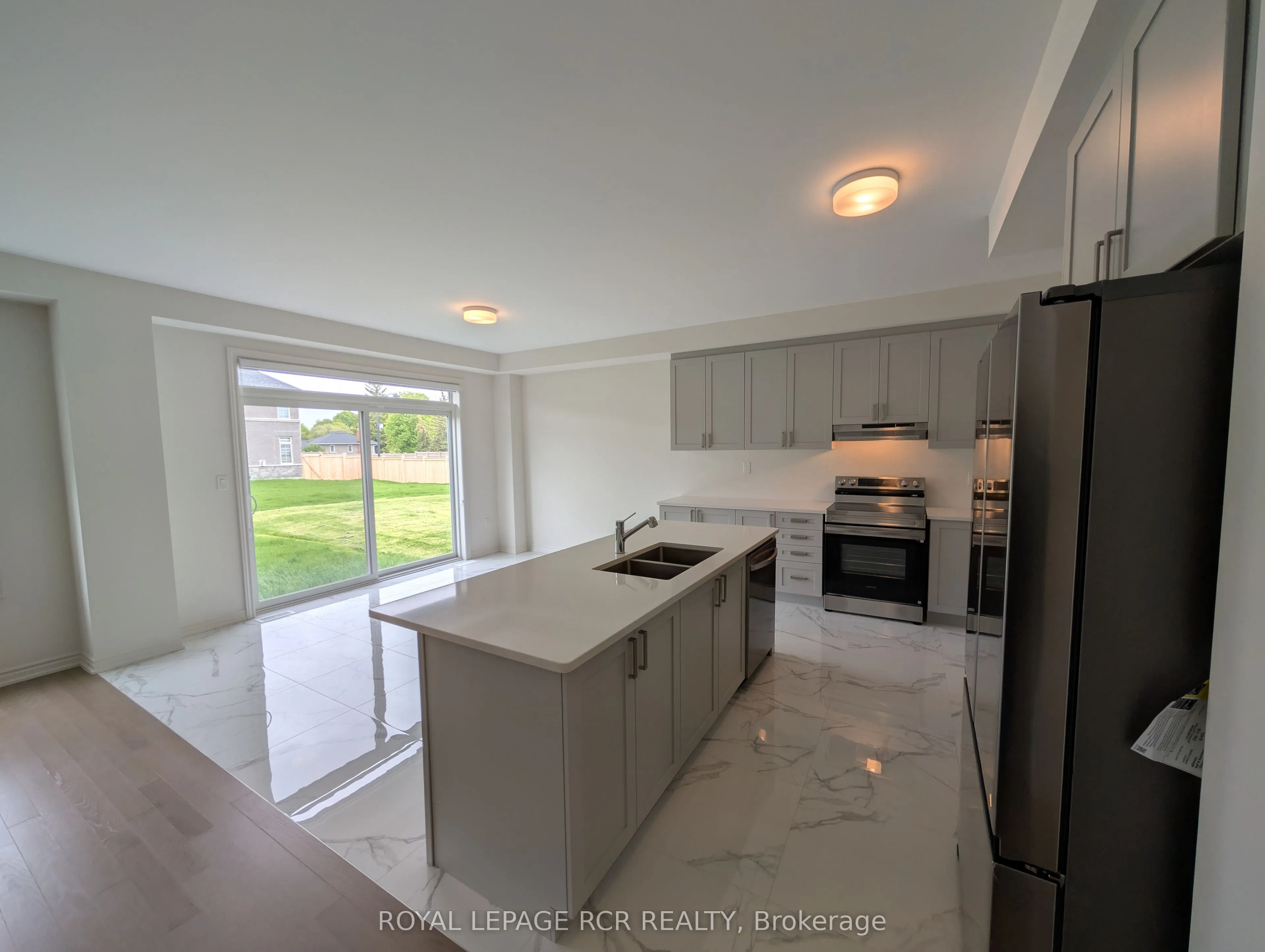 22 Sandhill Crescent