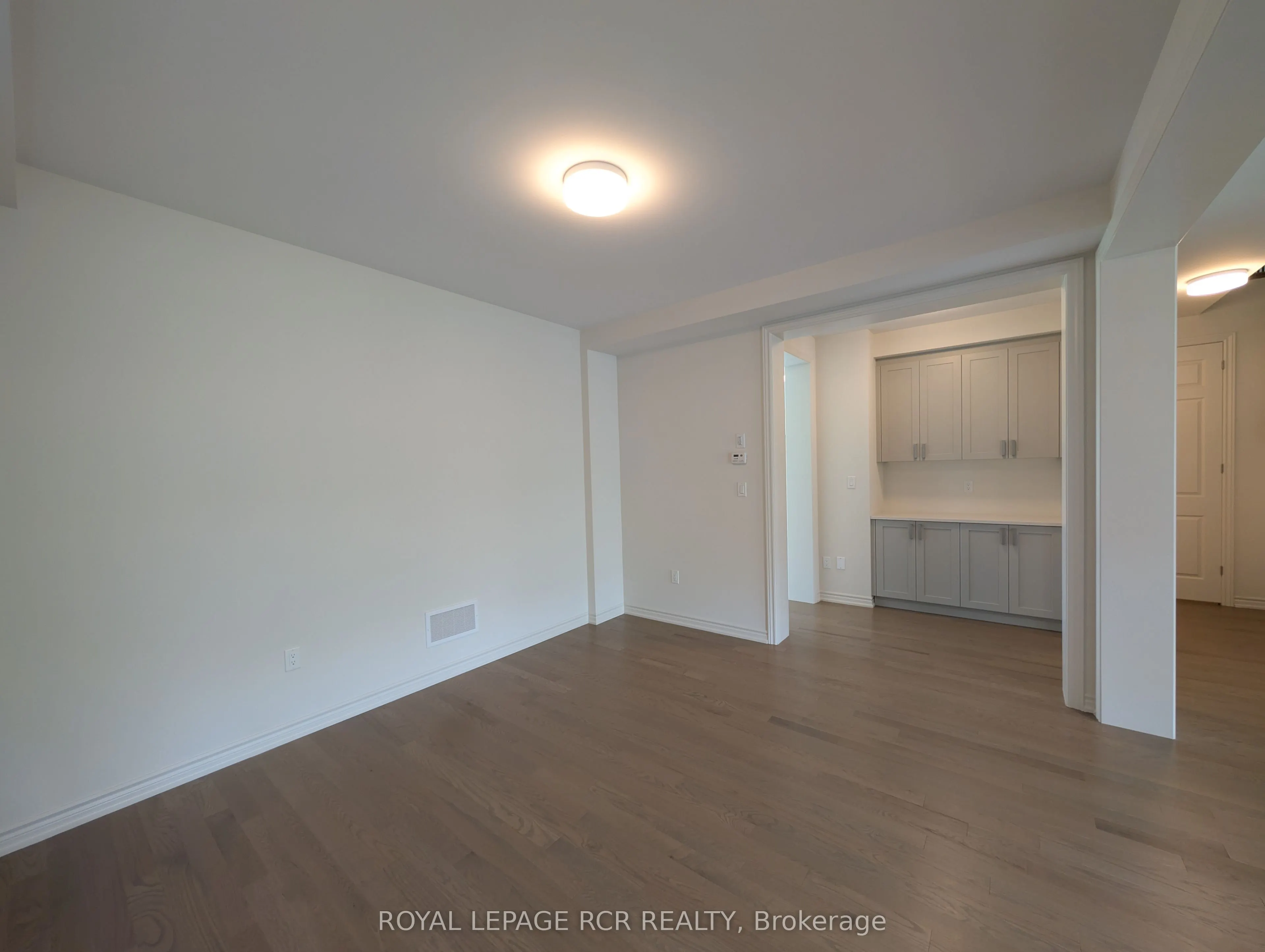 22 Sandhill Crescent