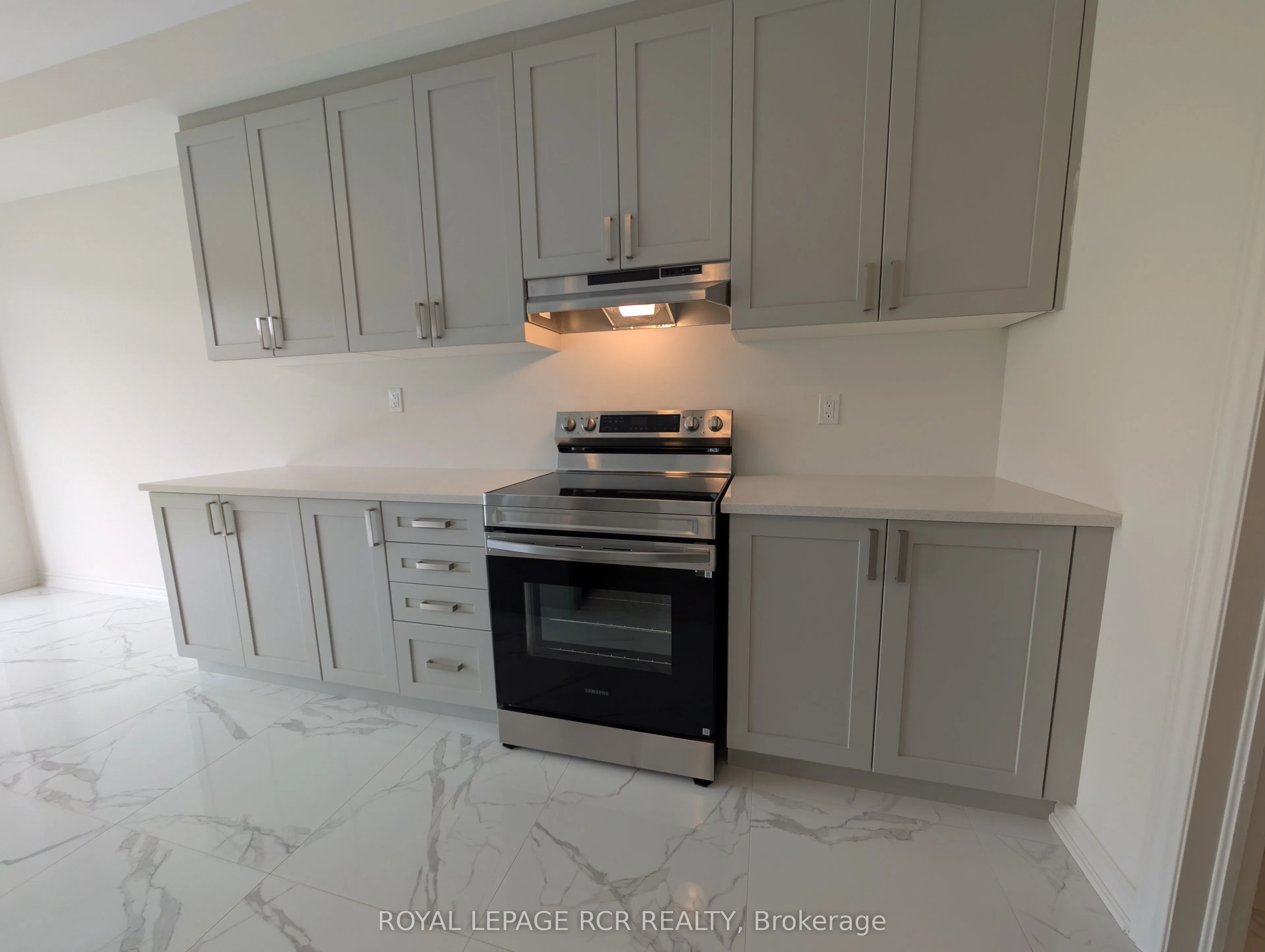 22 Sandhill Crescent
