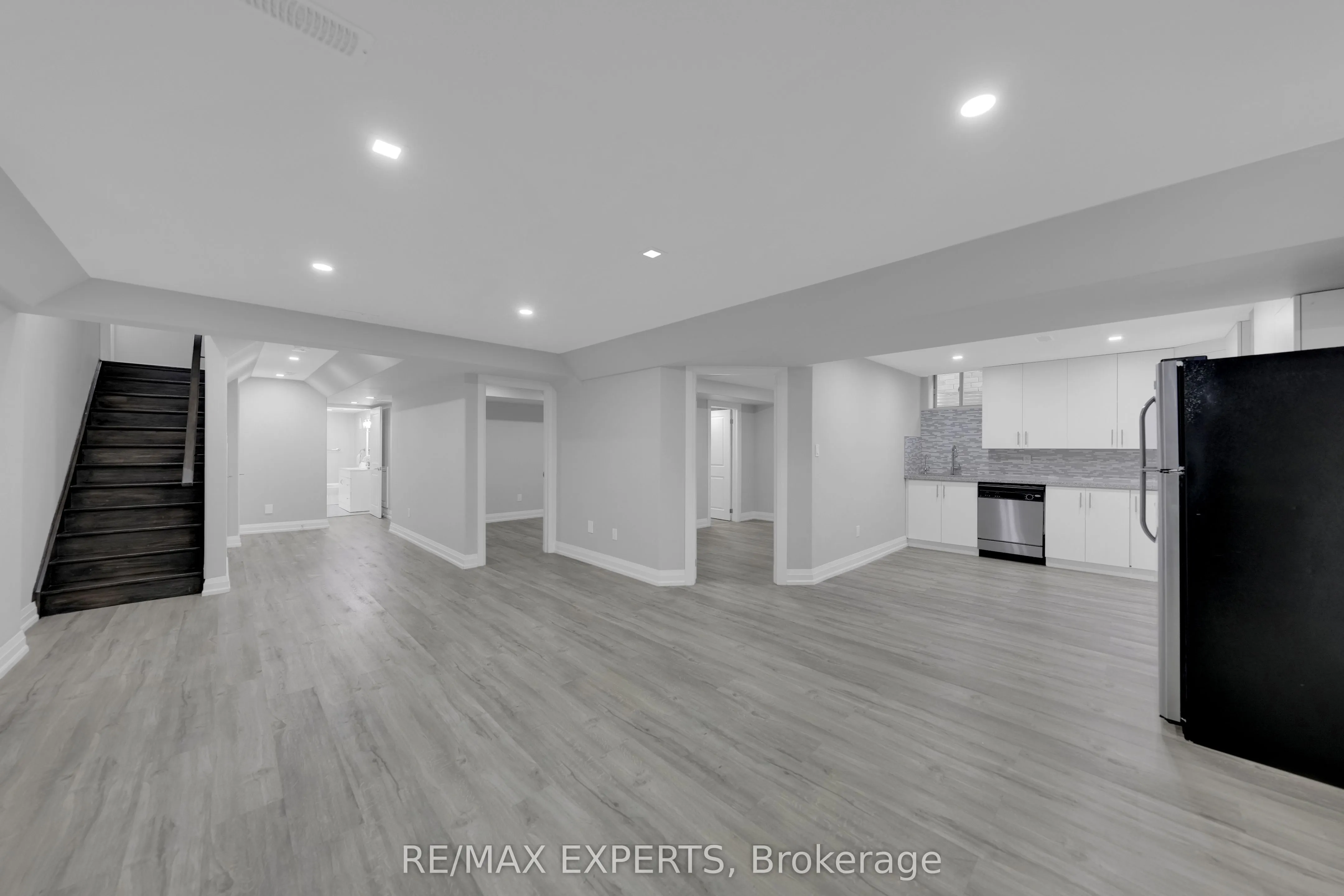 60 Jenkins Avenue, #Lower