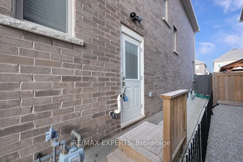 60 Jenkins Avenue, #Lower
