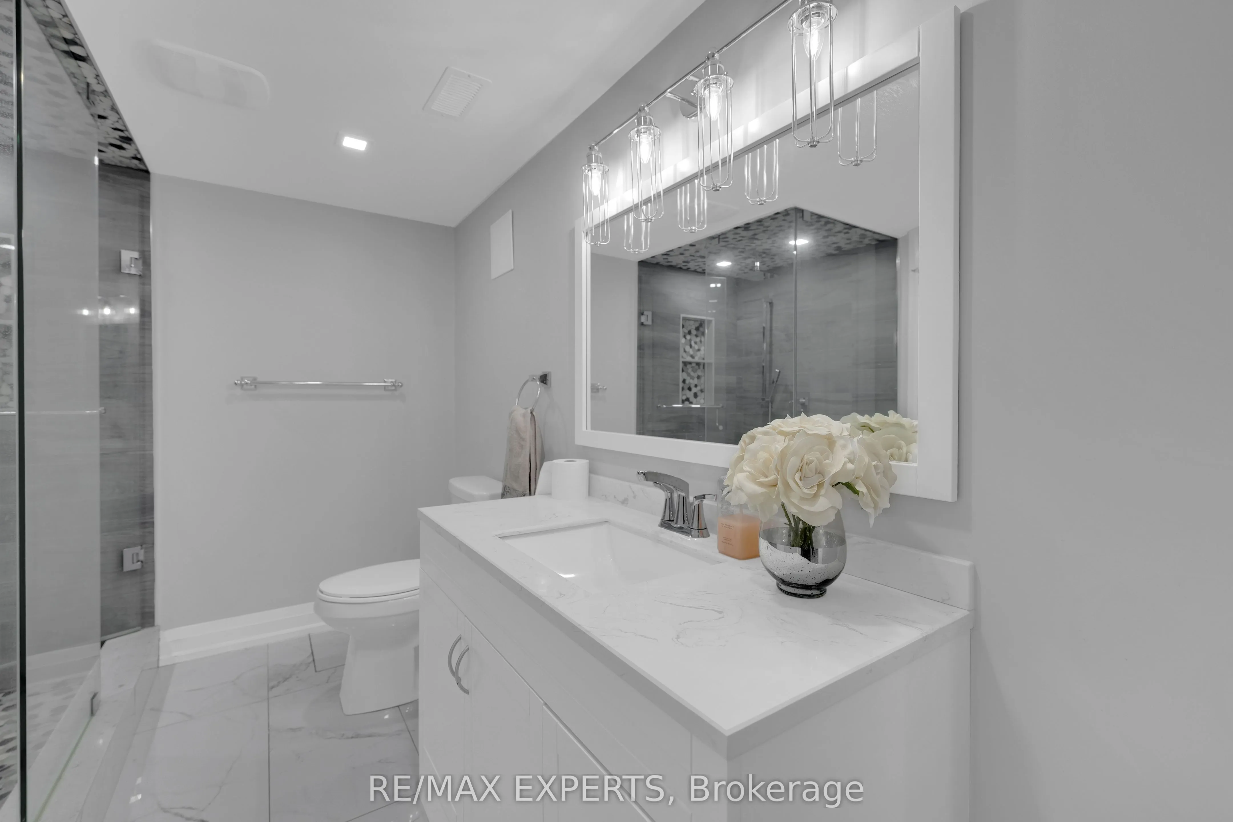 60 Jenkins Avenue, #Lower