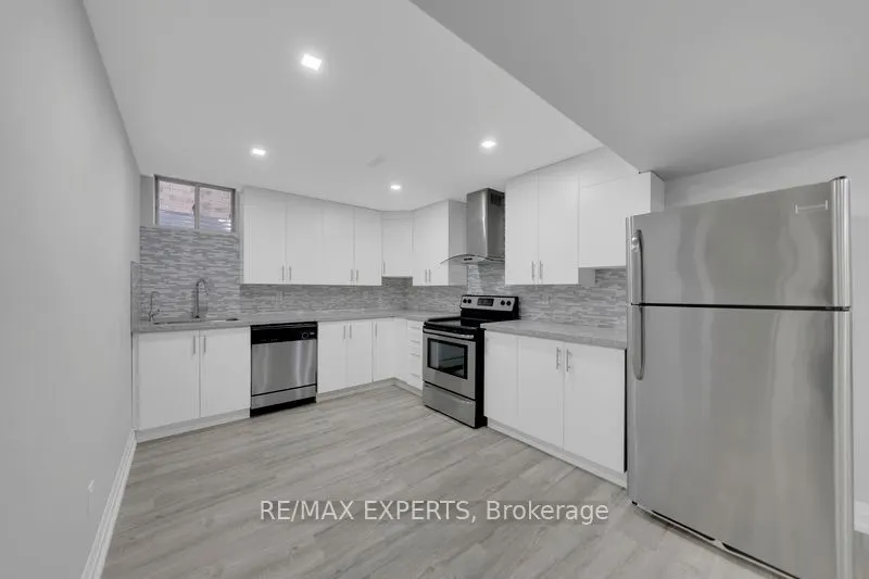 60 Jenkins Avenue, #Lower