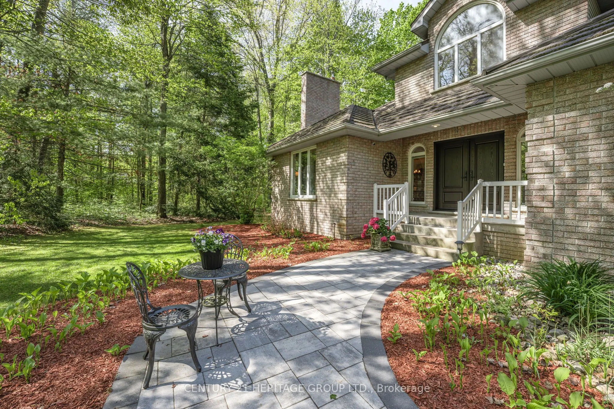 51 Deer Lane