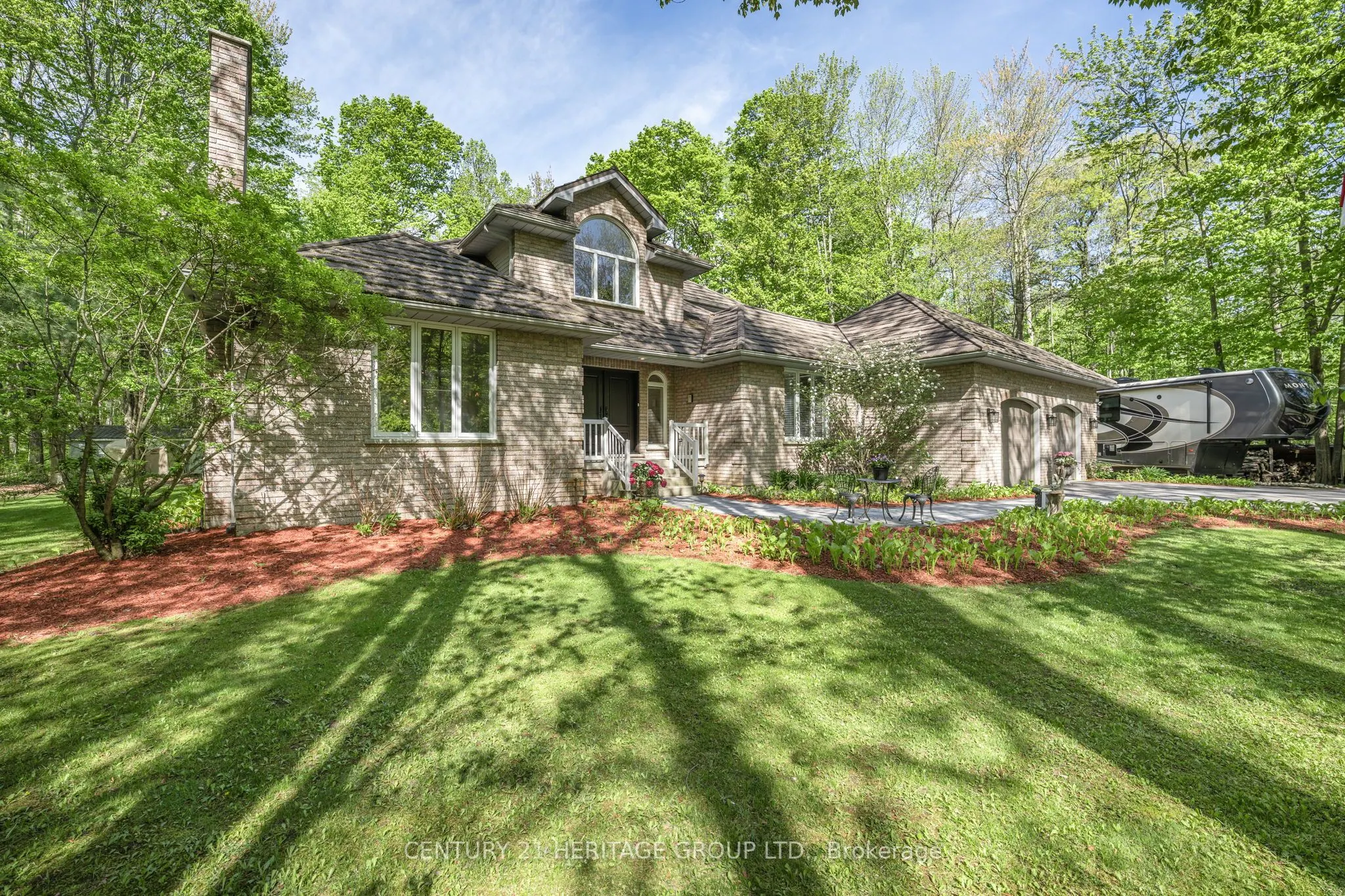 51 Deer Lane