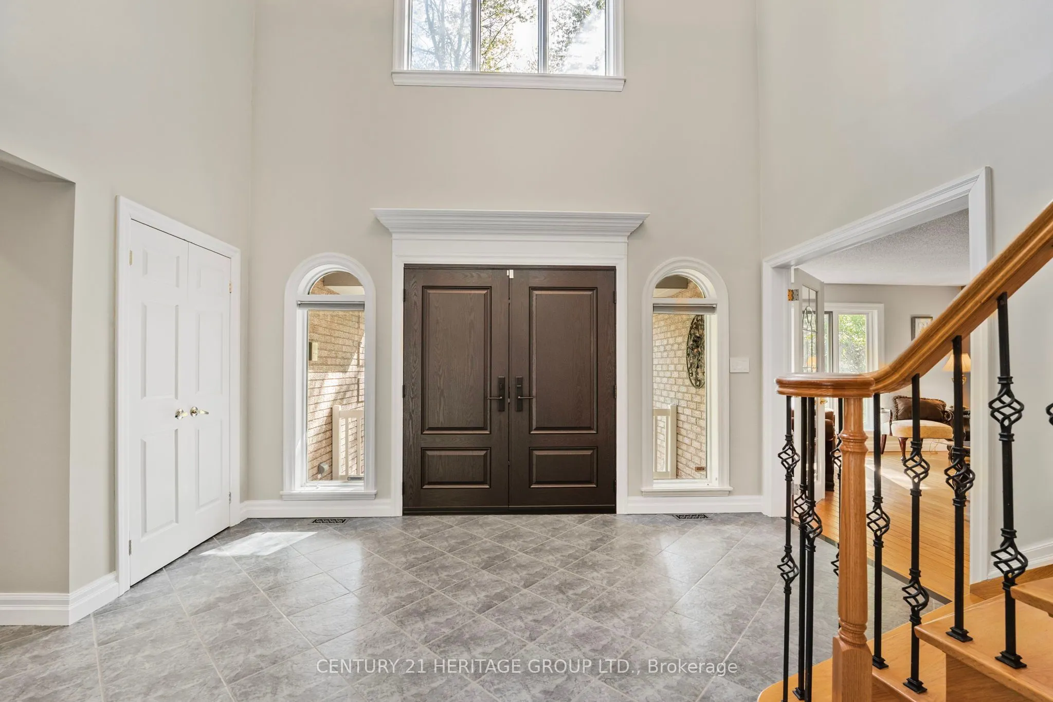 51 Deer Lane