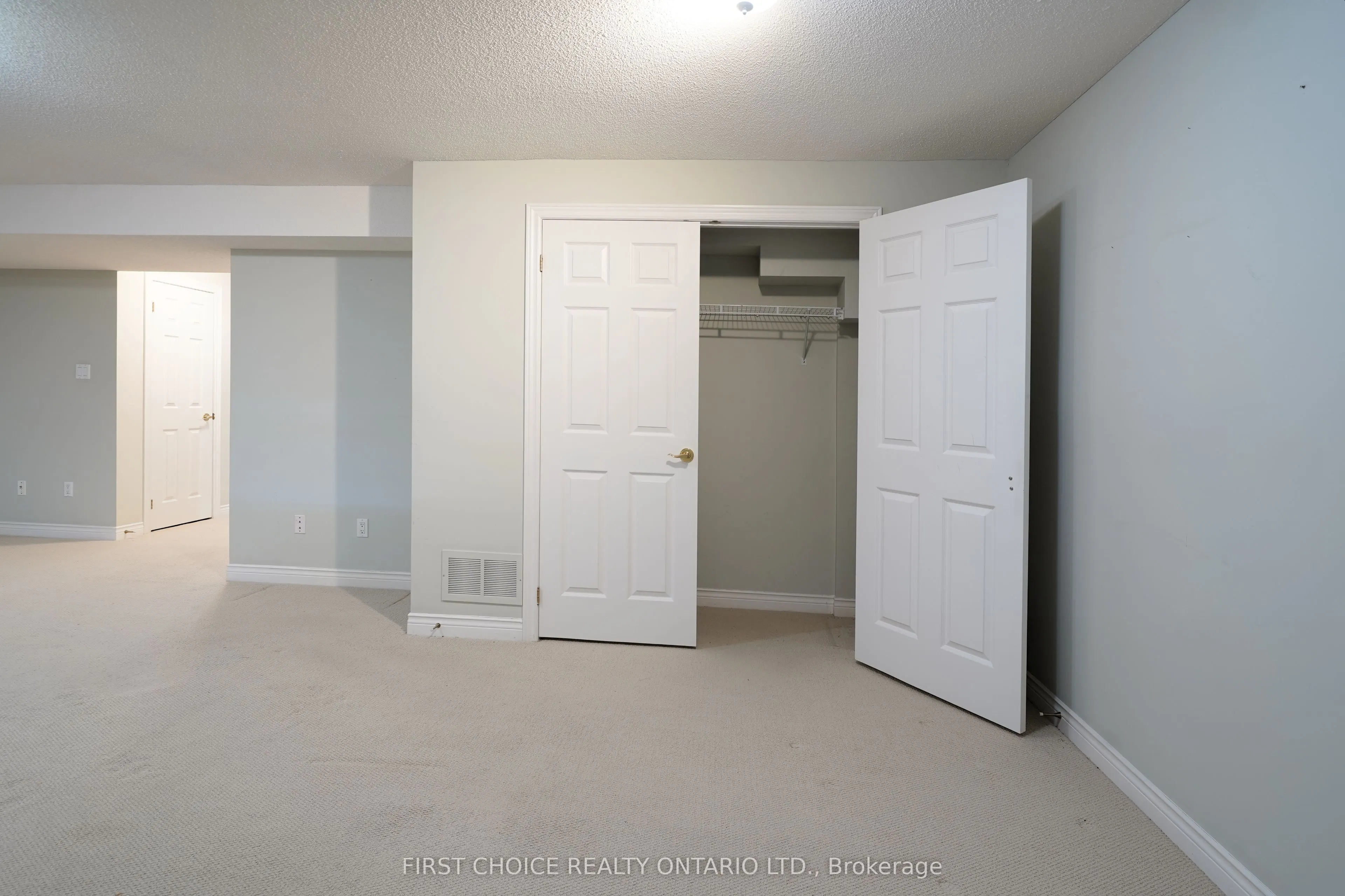 6 Forest Link Court, #7