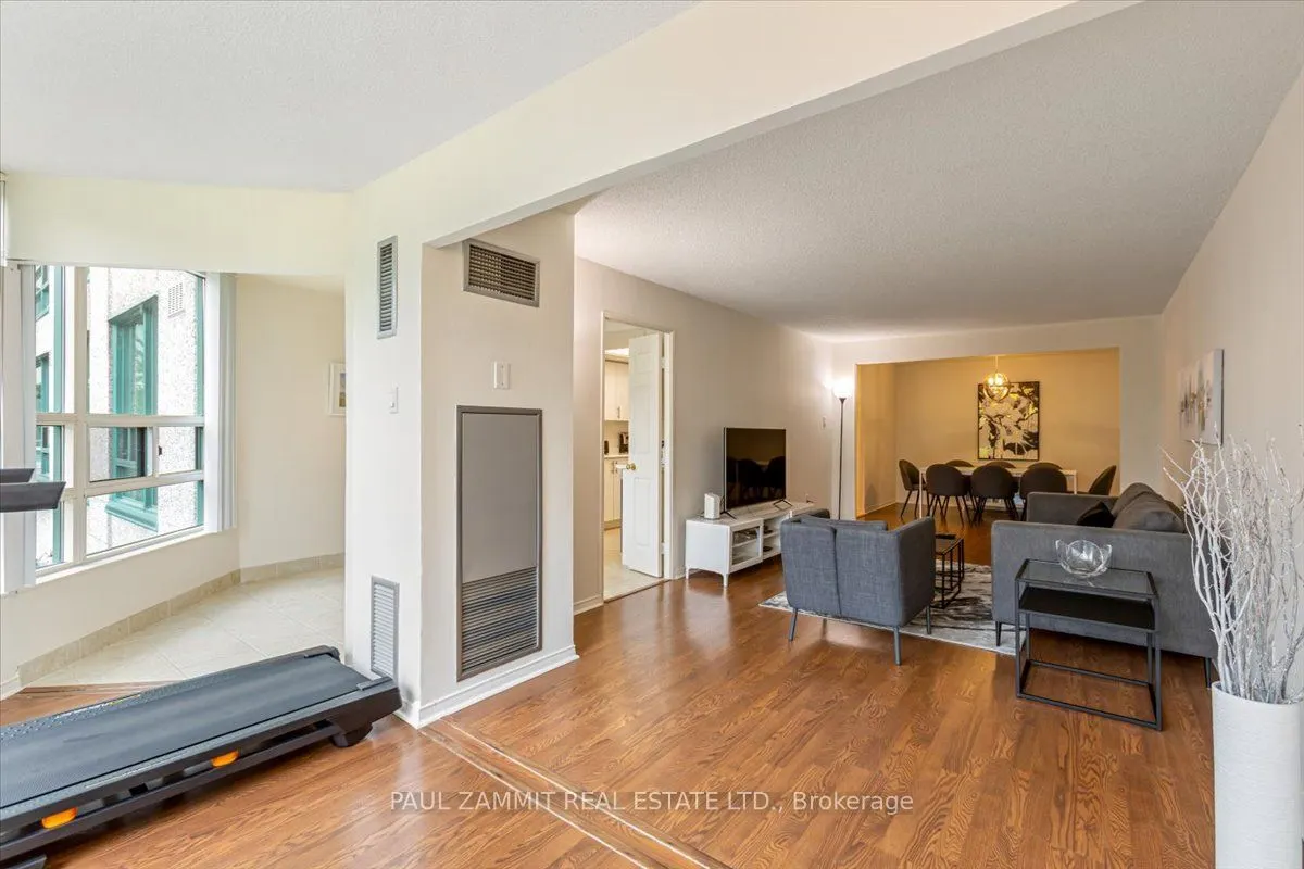 7825 Bayview Avenue, #214