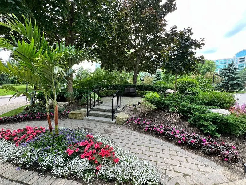 7825 Bayview Avenue, #214