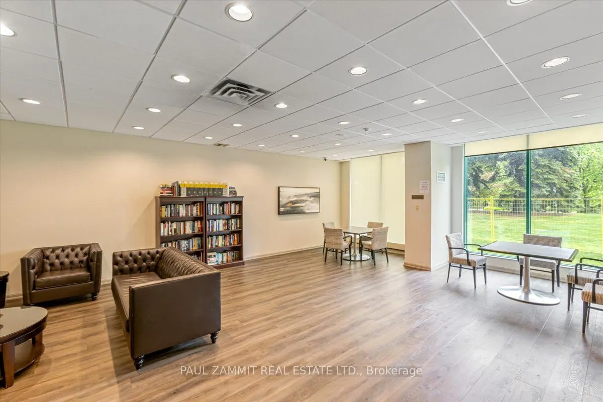 7825 Bayview Avenue, #214