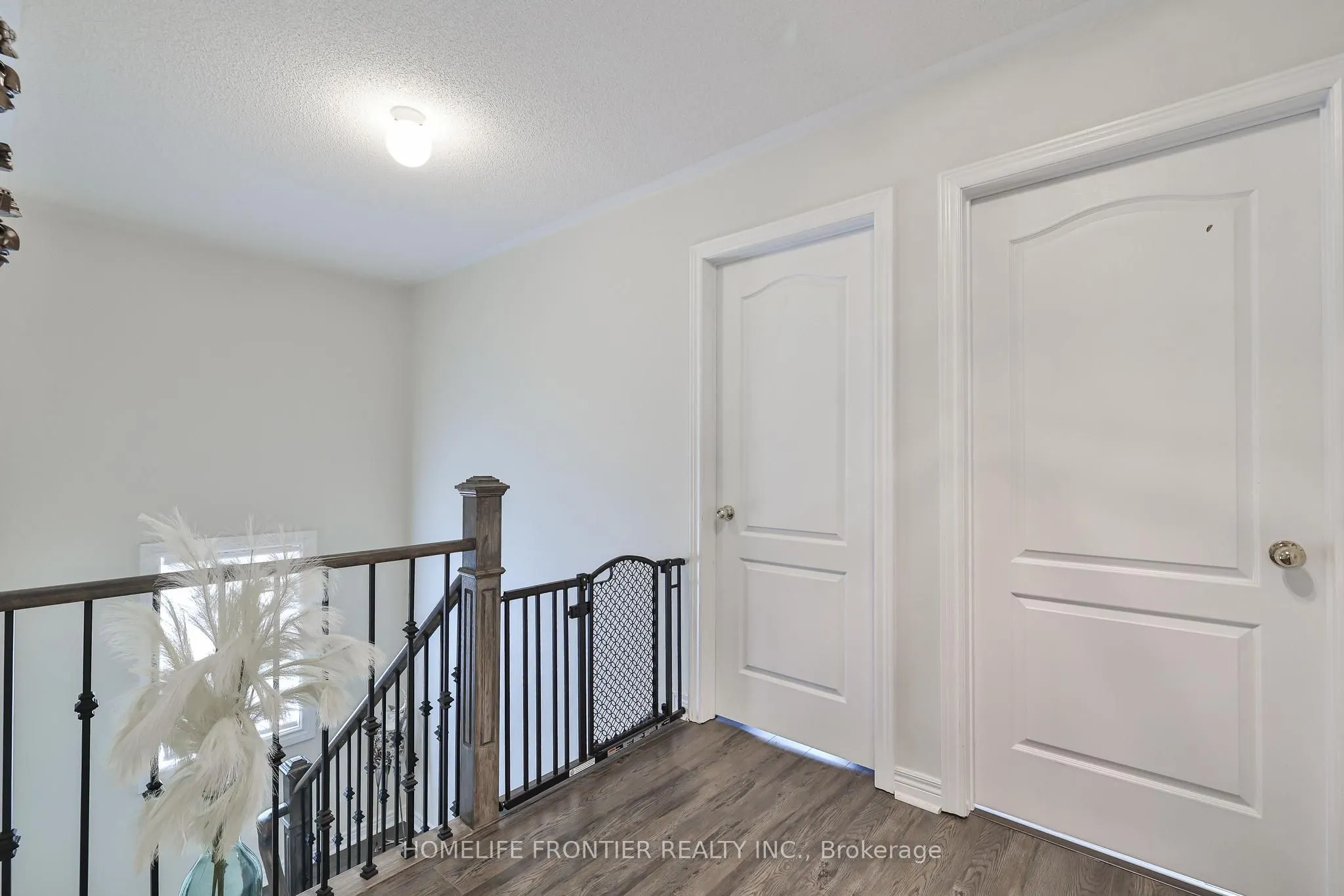 6 Raintree Crescent