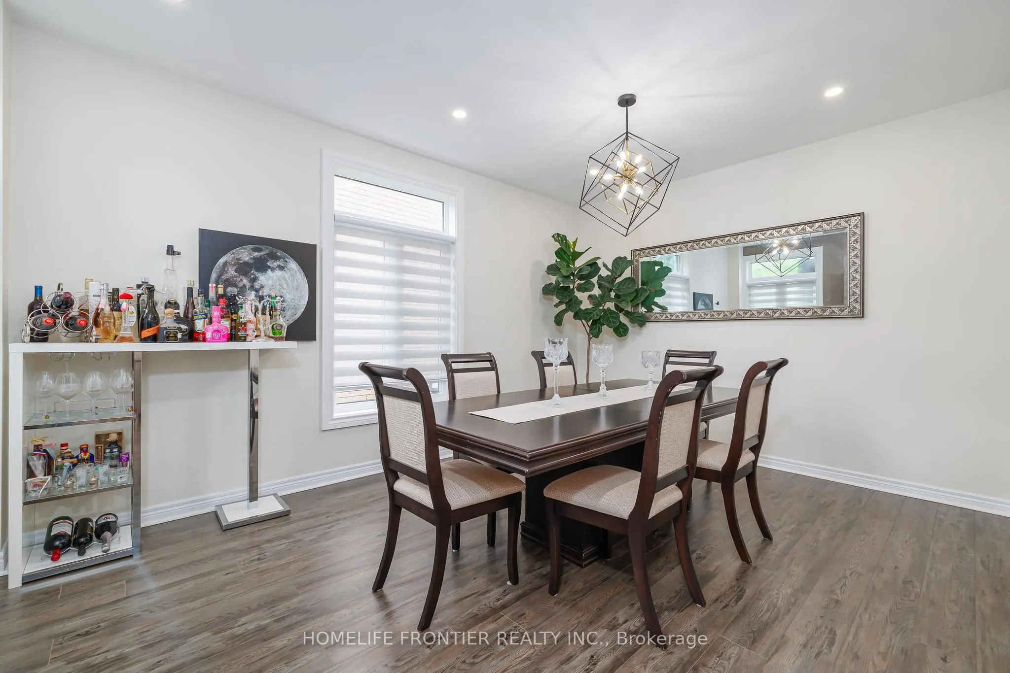 6 Raintree Crescent