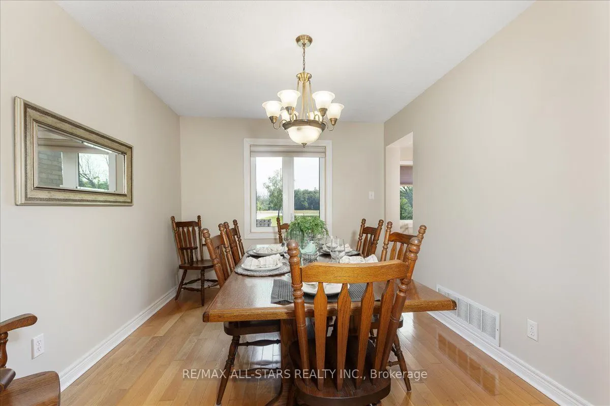 16 Iveagh Drive