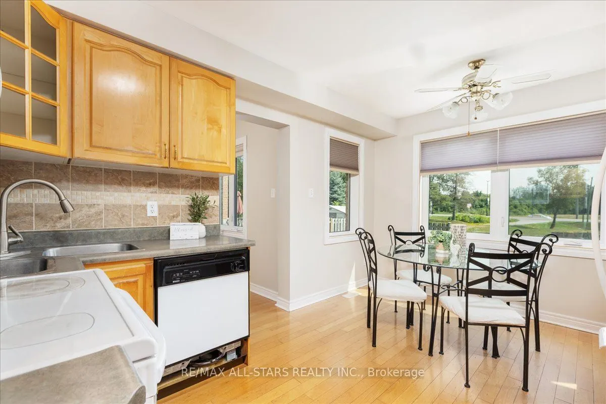 16 Iveagh Drive