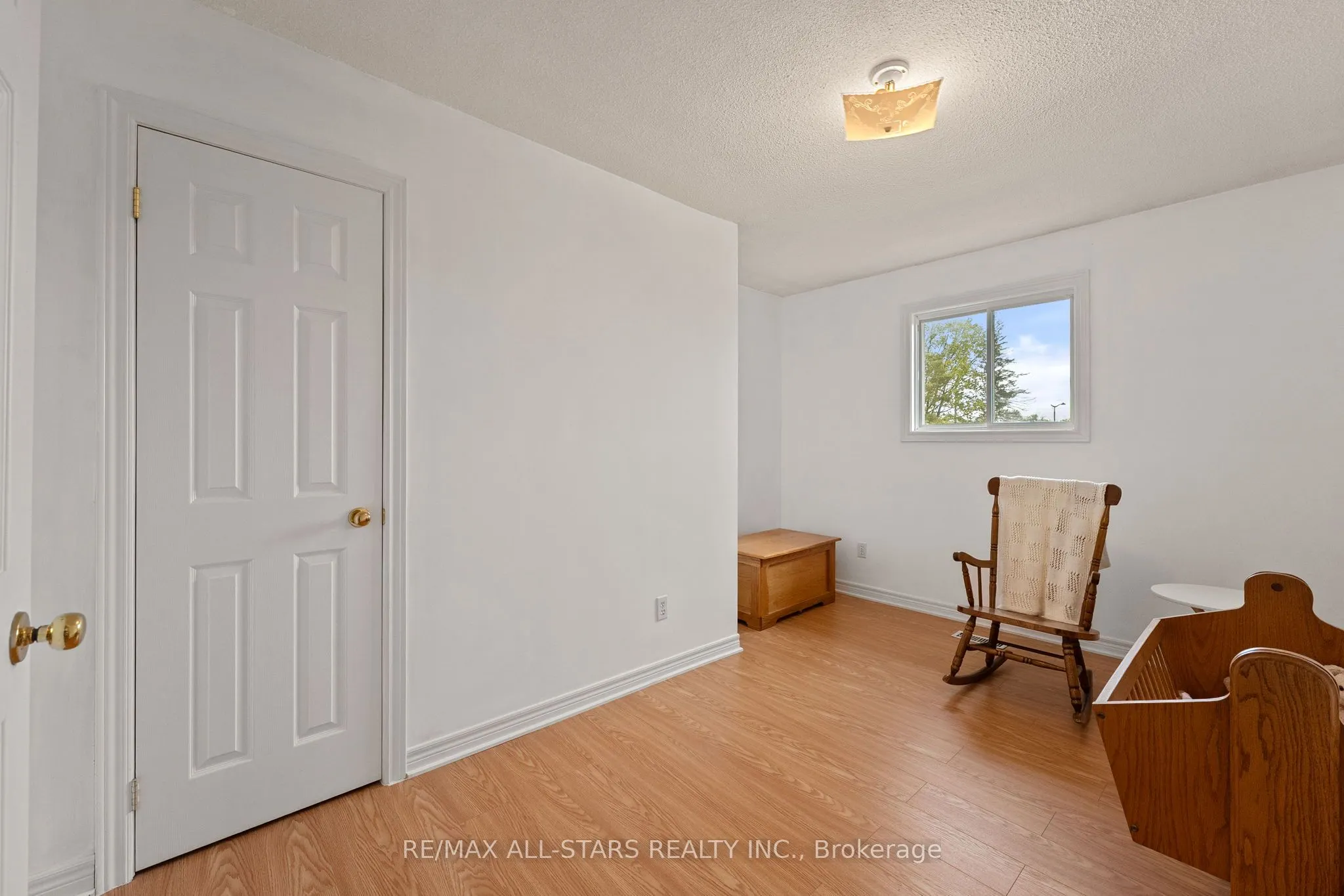 16 Iveagh Drive