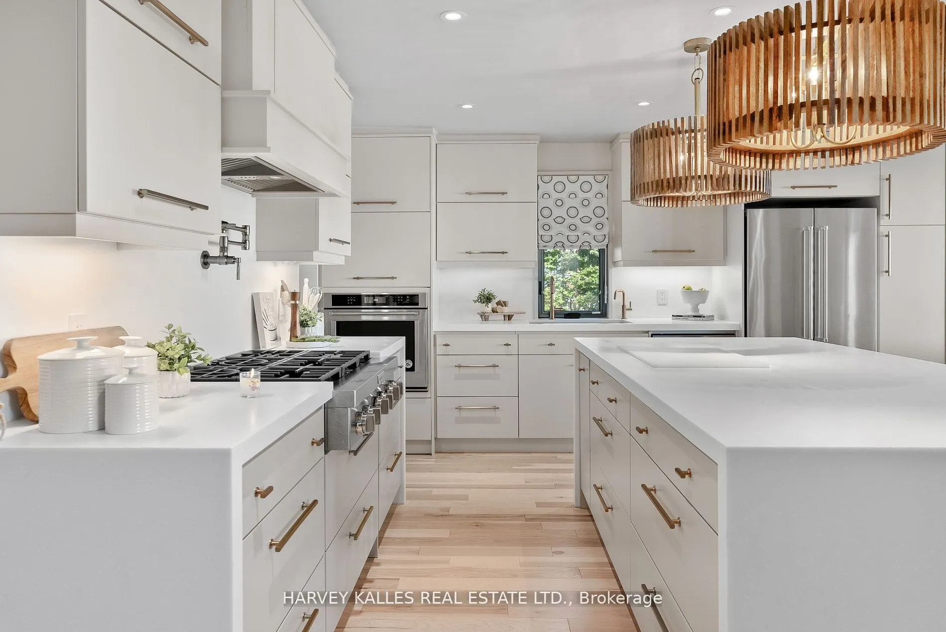3203 Summer Place