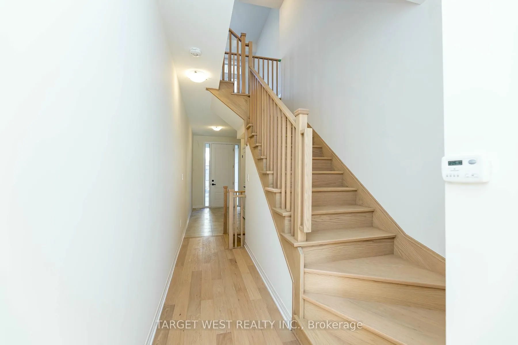 23 Archambault Way